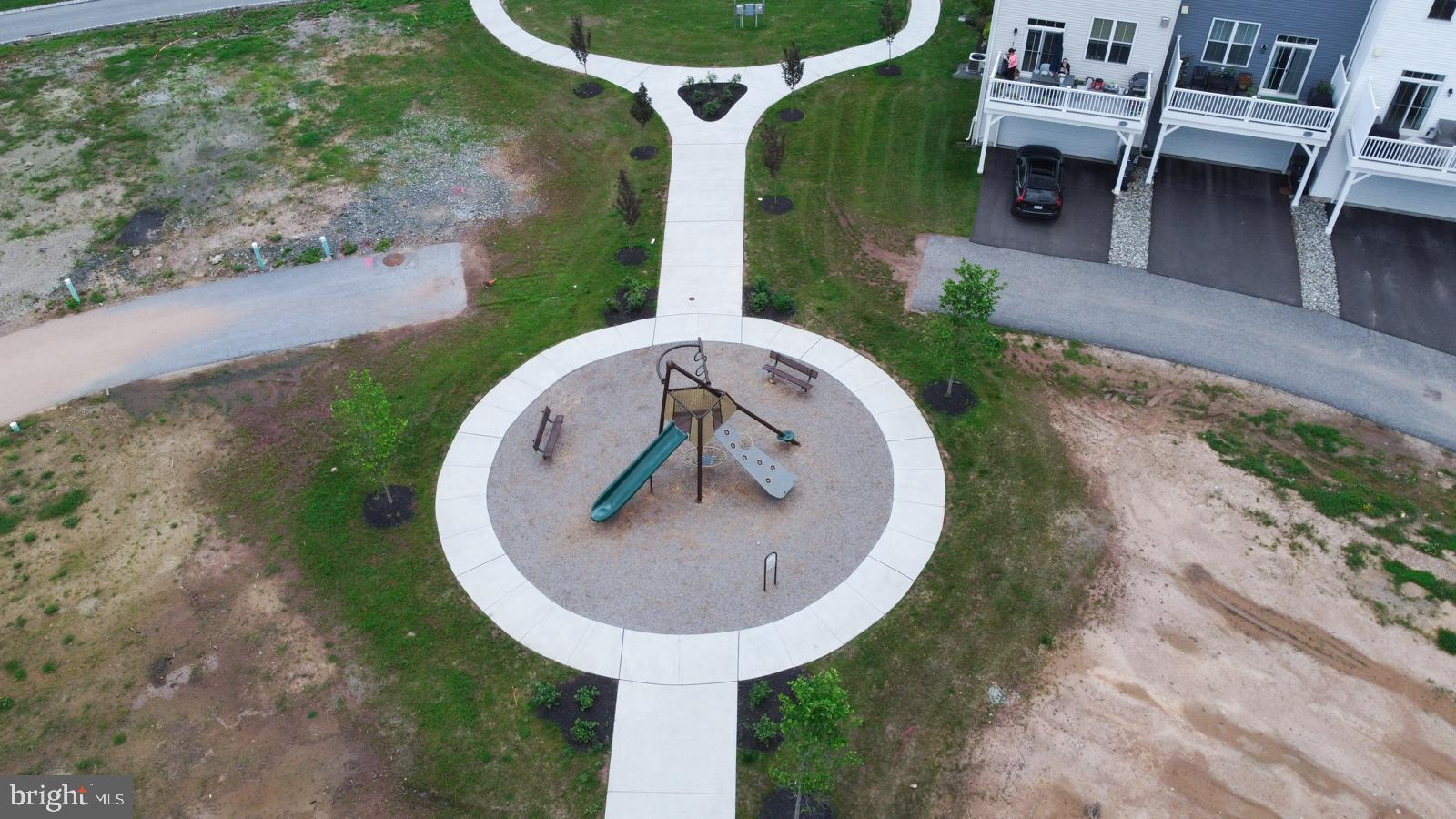 STEELPOINTE - Residential