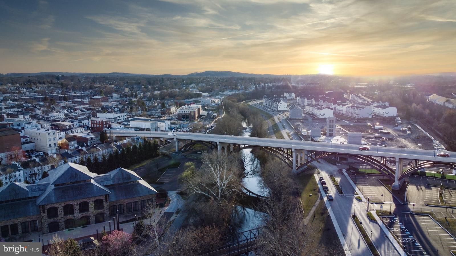 STEELPOINTE - Residential