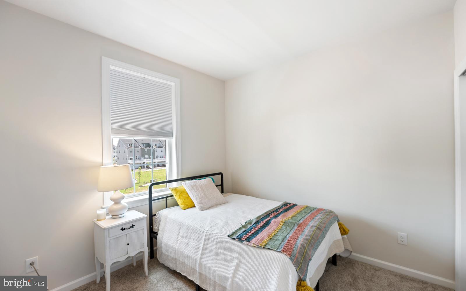 STEELPOINTE - Residential