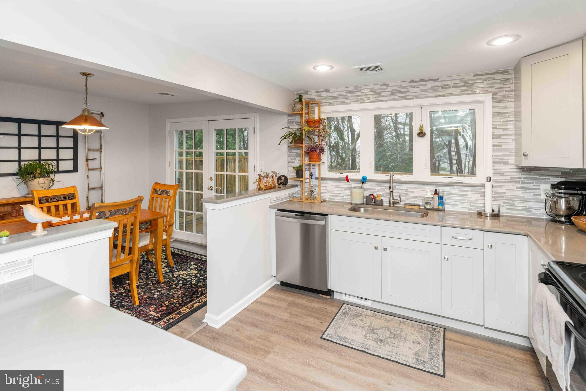 HUNTINGDON VALLEY - Residential