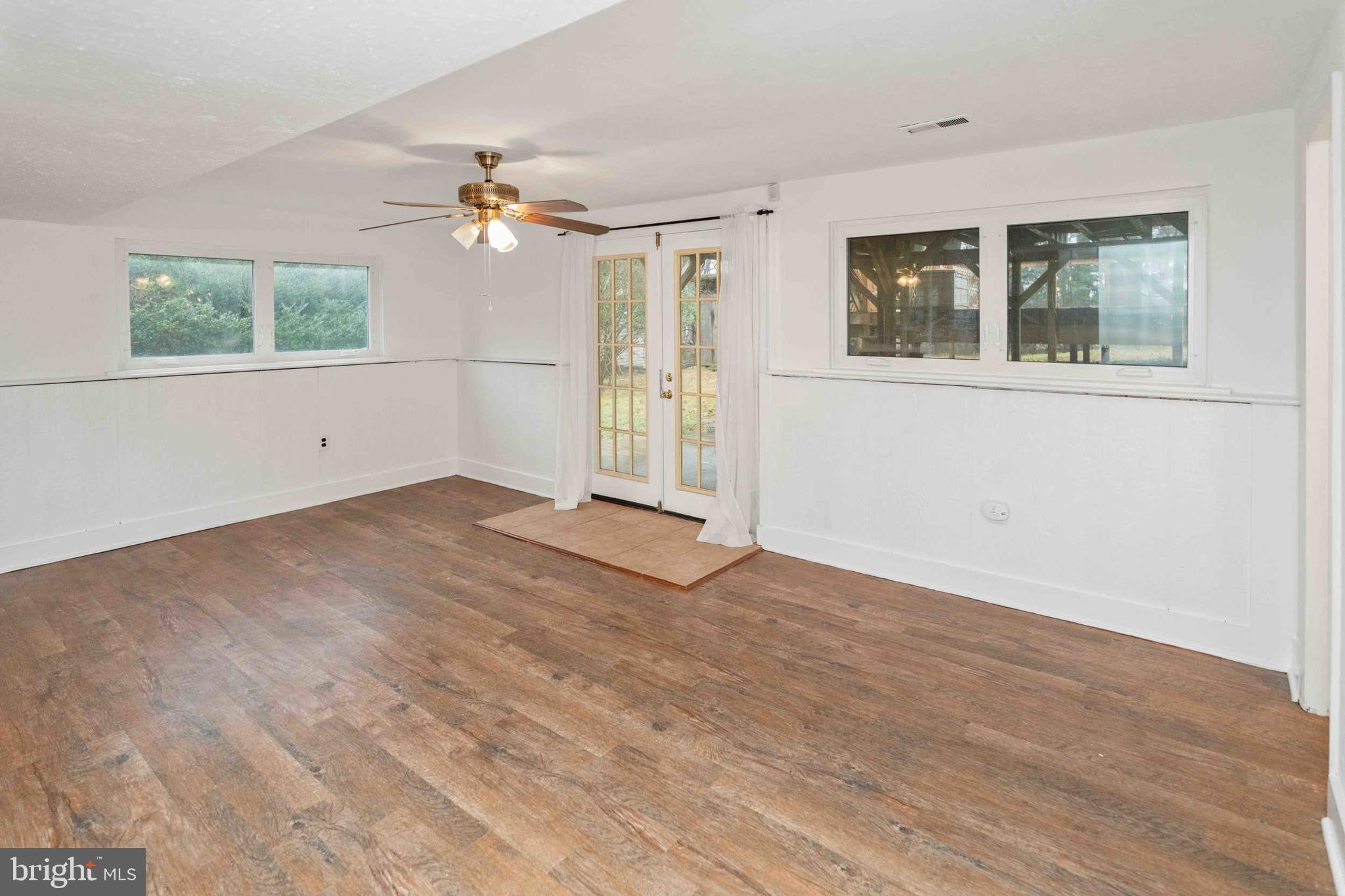 HUNTINGDON VALLEY - Residential