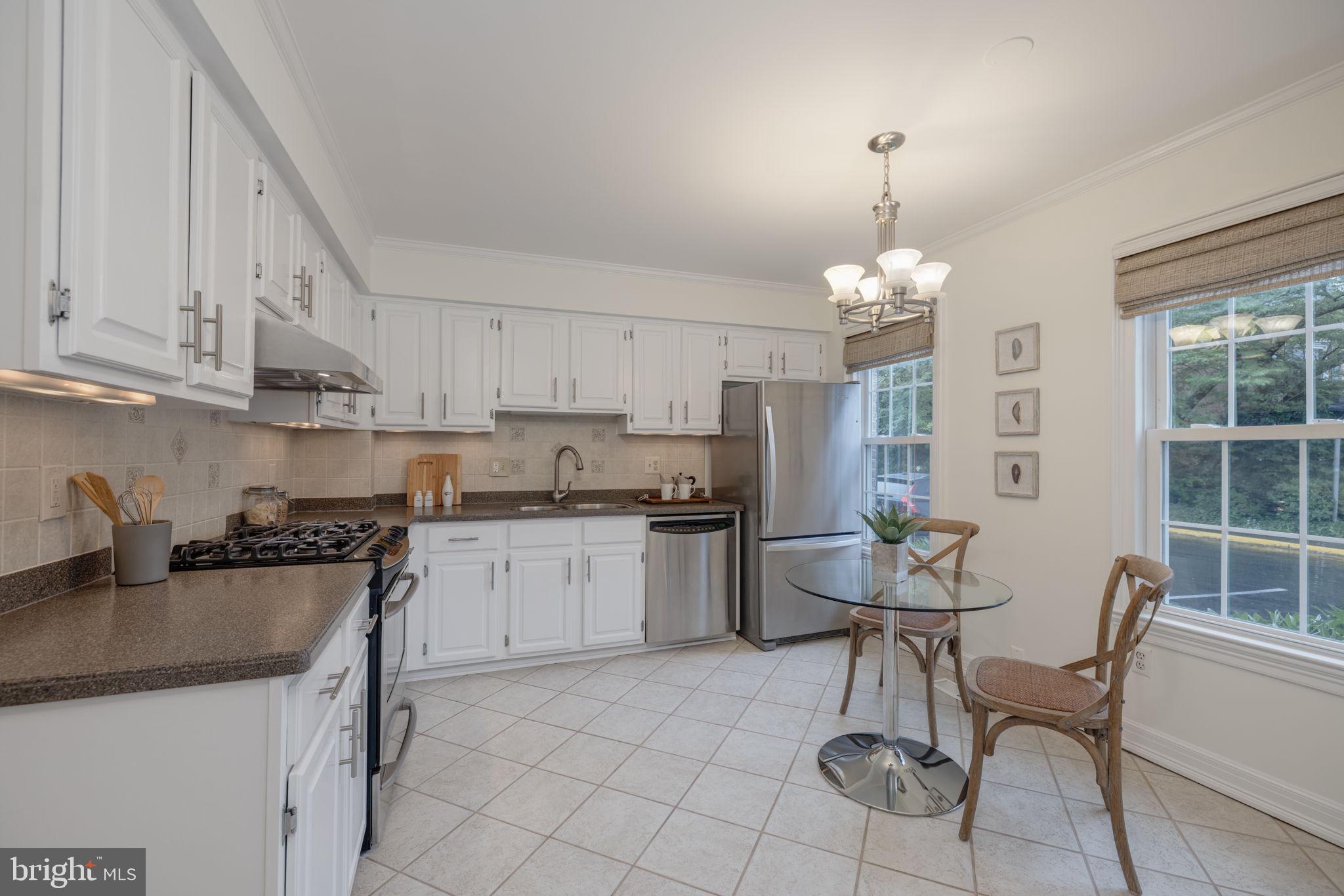 HALLCREST HEIGHTS - Residential