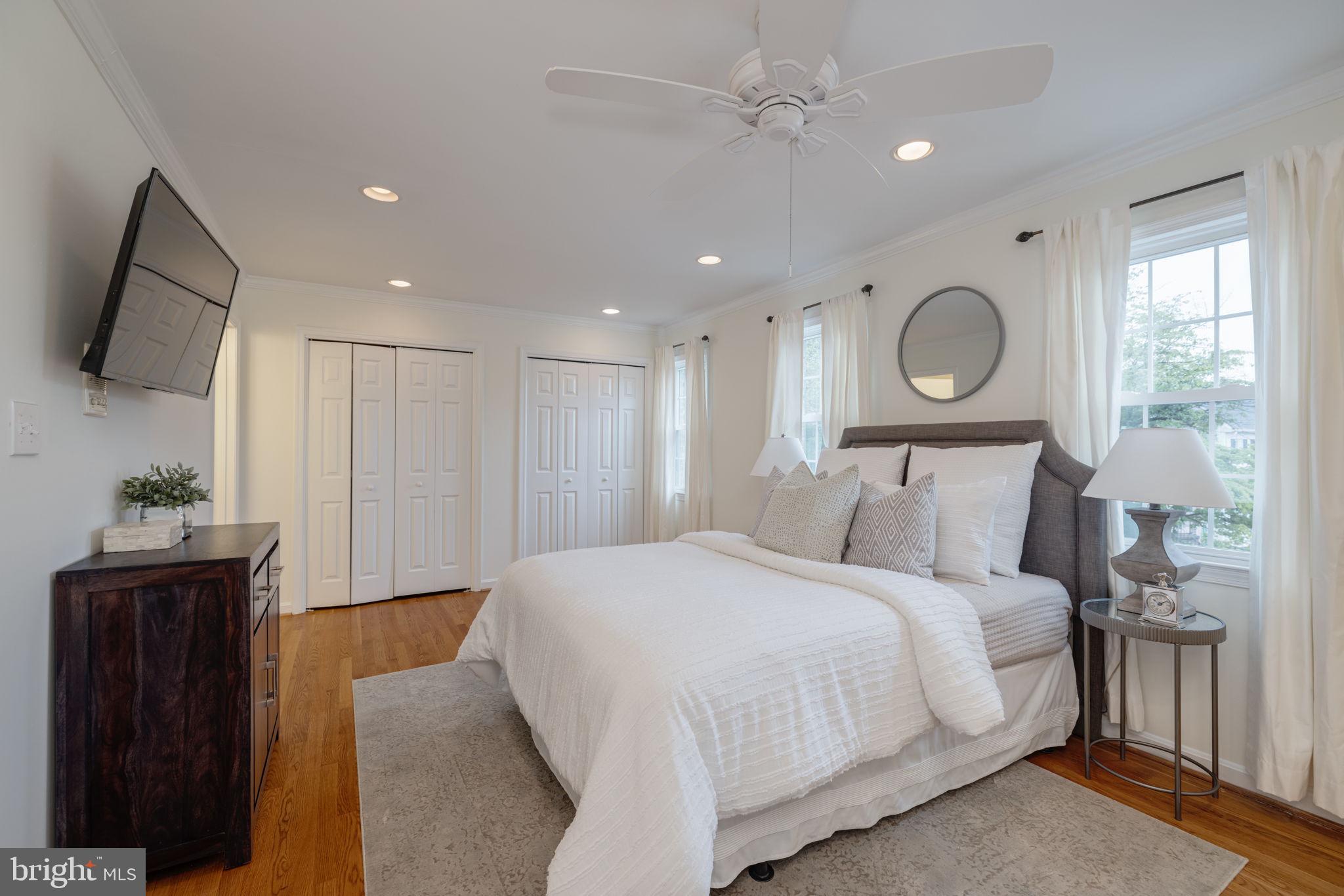 HALLCREST HEIGHTS - Residential