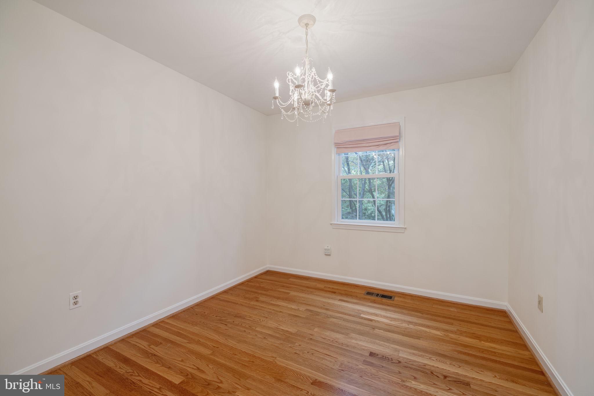 HALLCREST HEIGHTS - Residential