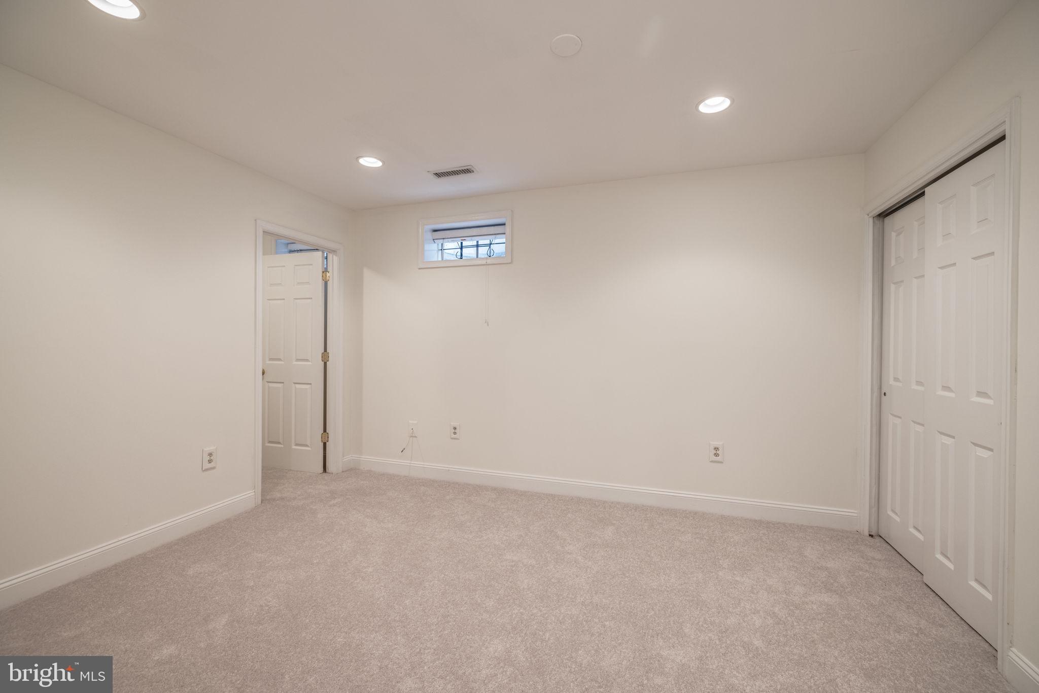 HALLCREST HEIGHTS - Residential