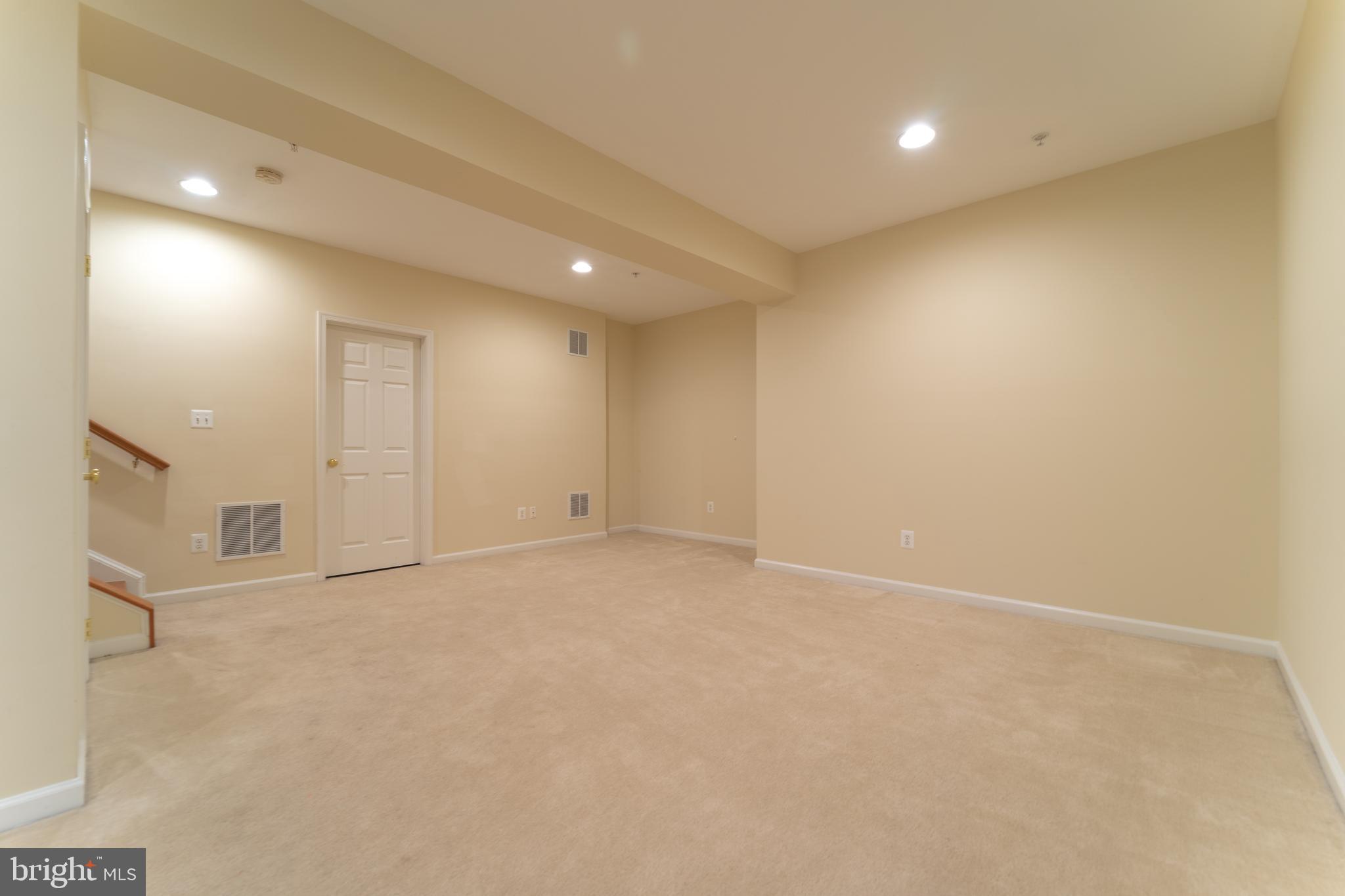 MEADOWS AT MORRIS FARM - Residential