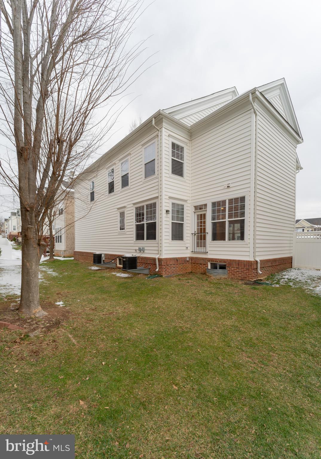 MEADOWS AT MORRIS FARM - Residential