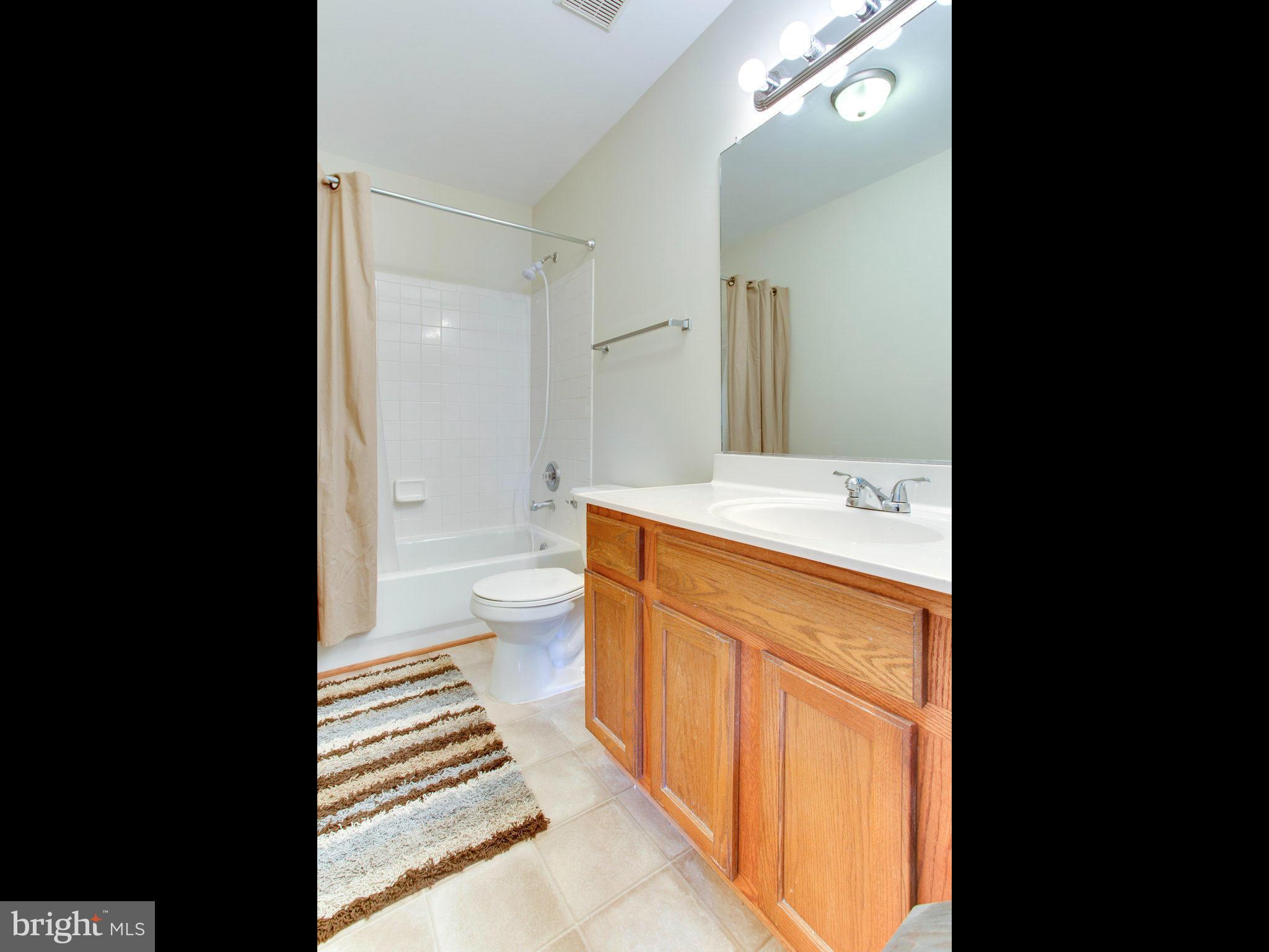 WELLINGTON/CLOVERHILL - Residential