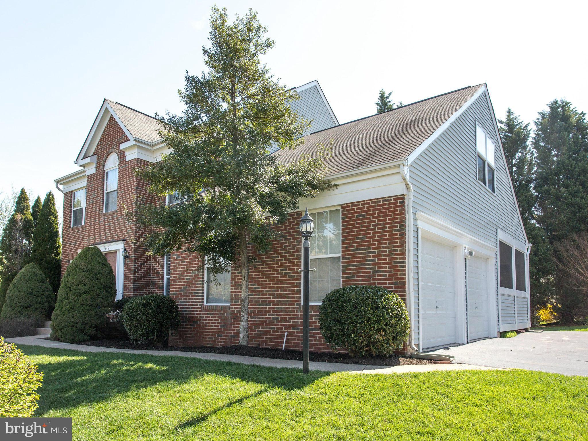 WELLINGTON/CLOVERHILL - Residential