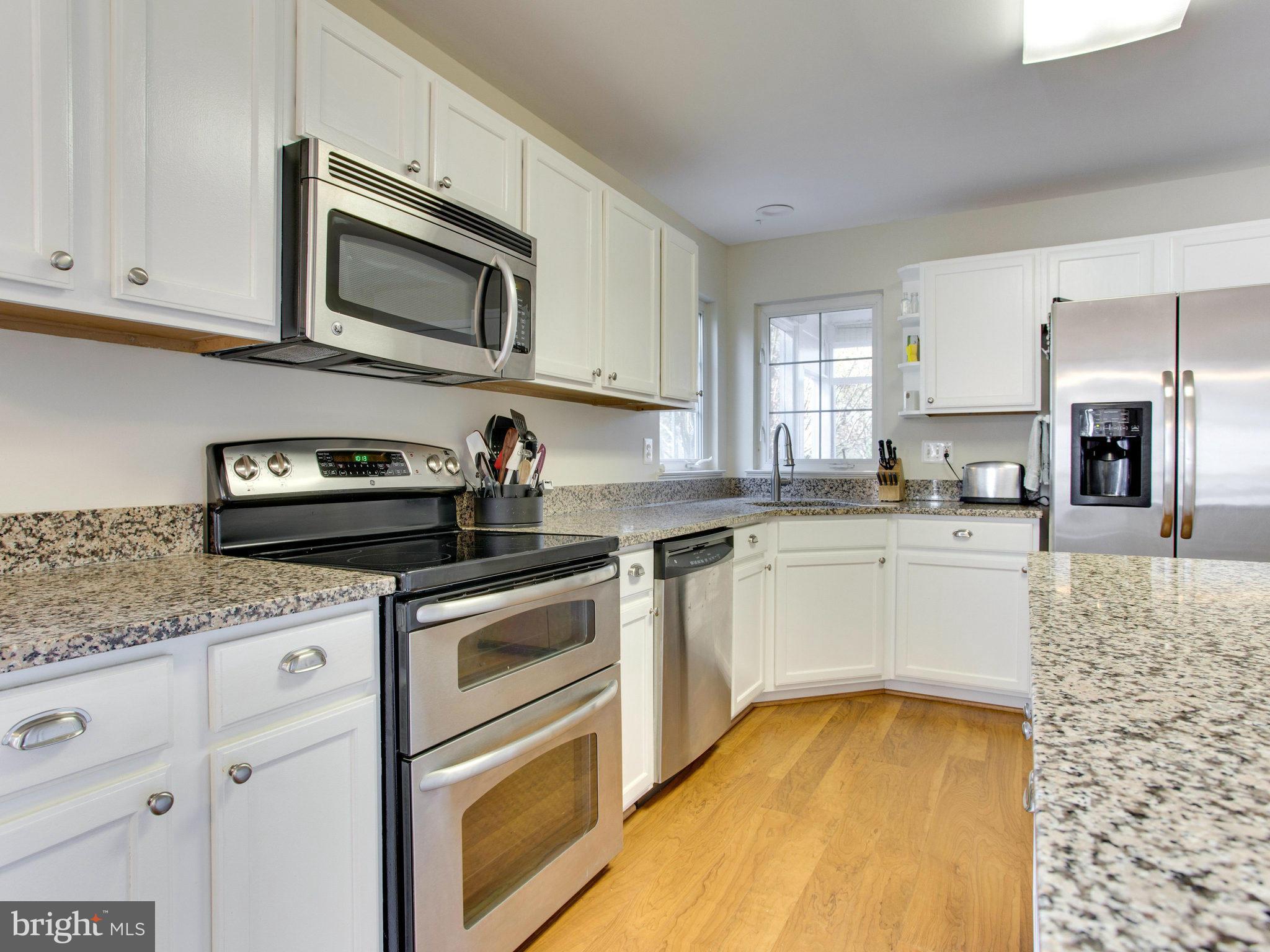 WELLINGTON/CLOVERHILL - Residential