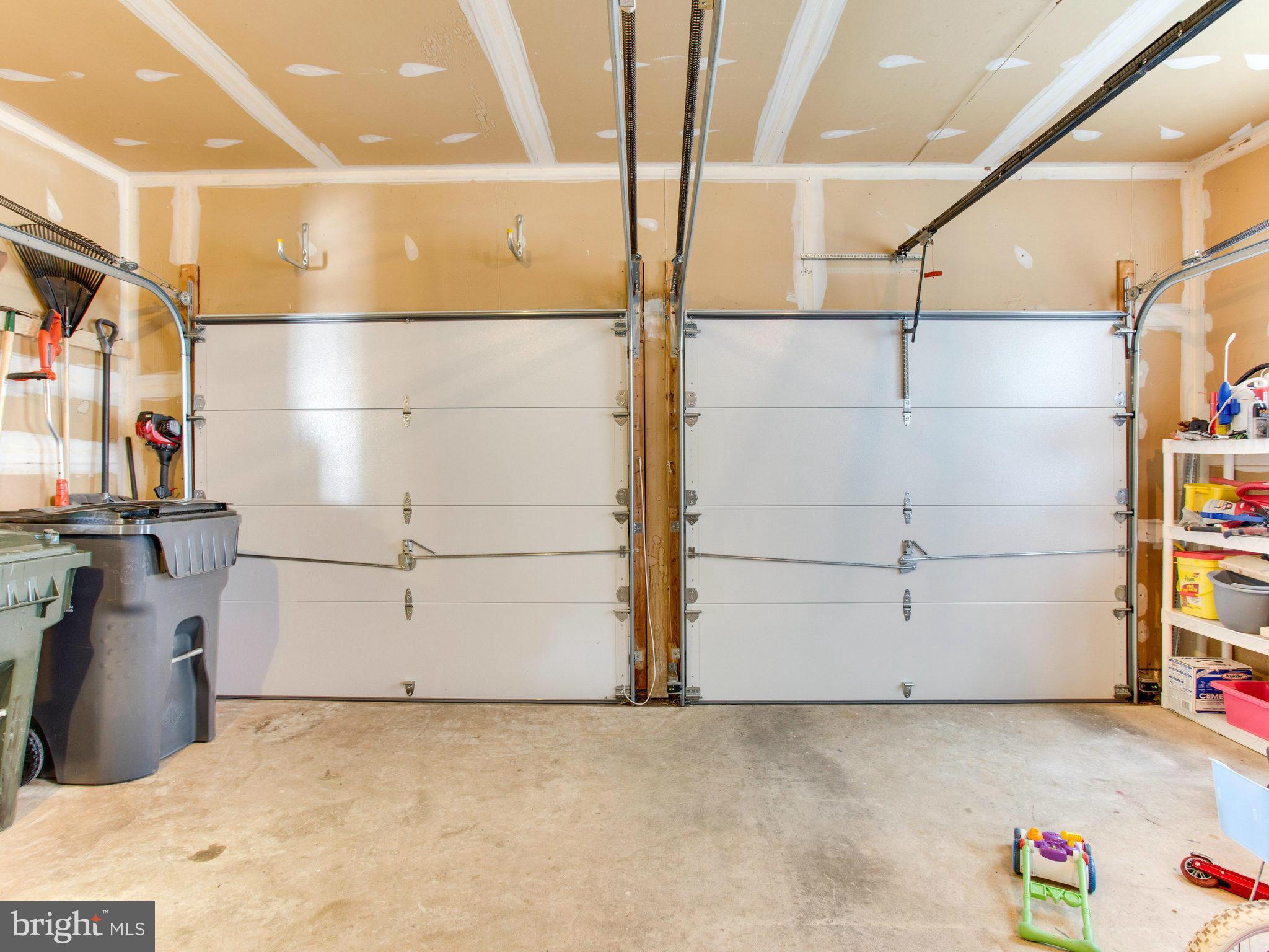 WELLINGTON/CLOVERHILL - Residential