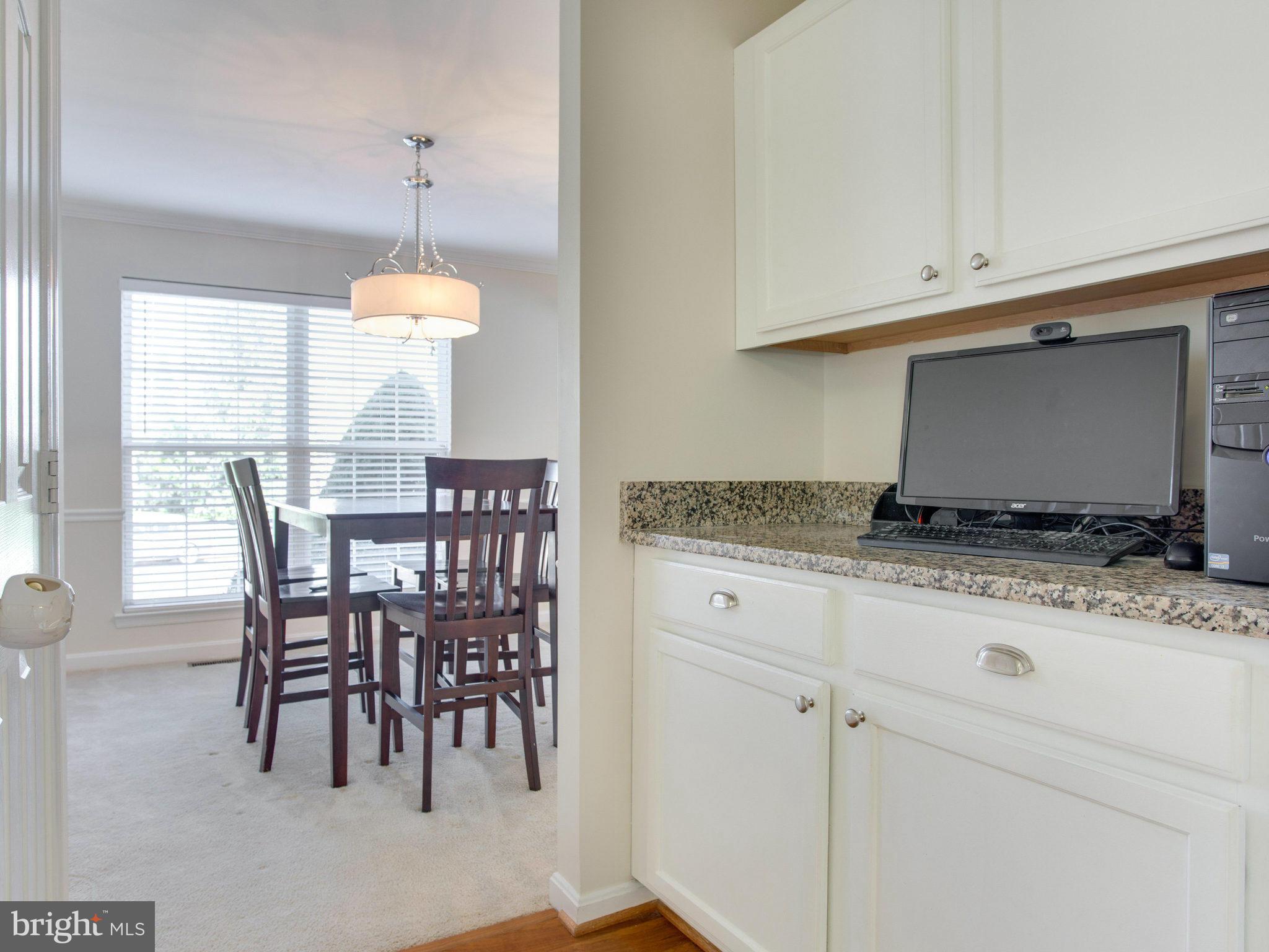 WELLINGTON/CLOVERHILL - Residential