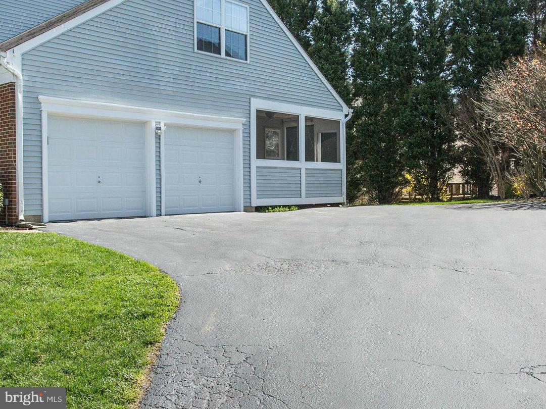 WELLINGTON/CLOVERHILL - Residential