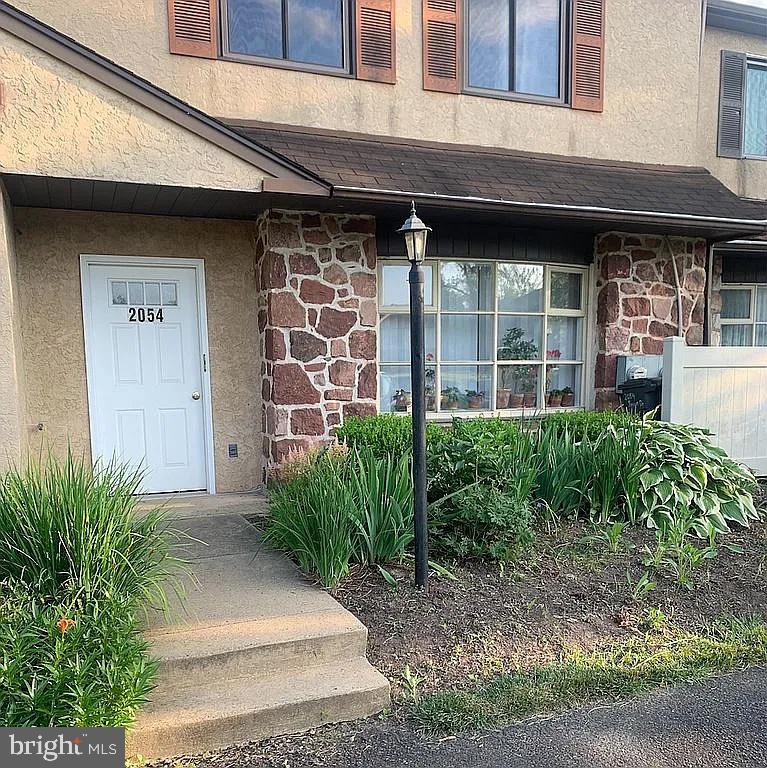 JUSTA FARMS - Residential Income