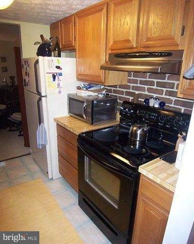 DOMINION VIEW - Residential Lease