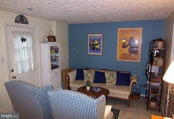 DOMINION VIEW - Residential Lease