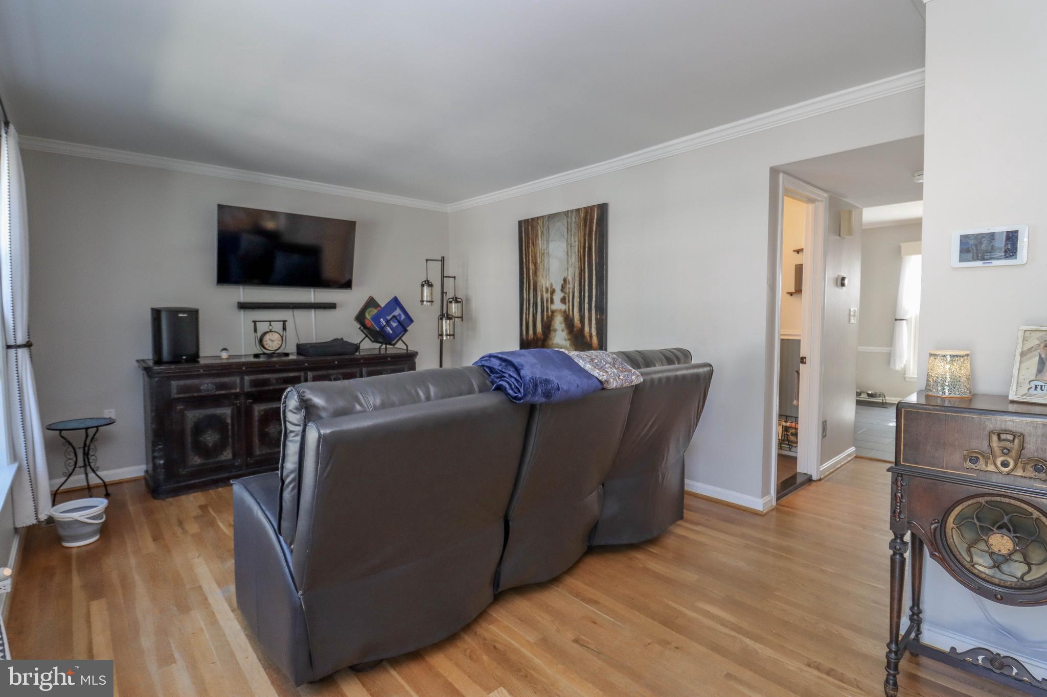 1768 DRYDEN WAY