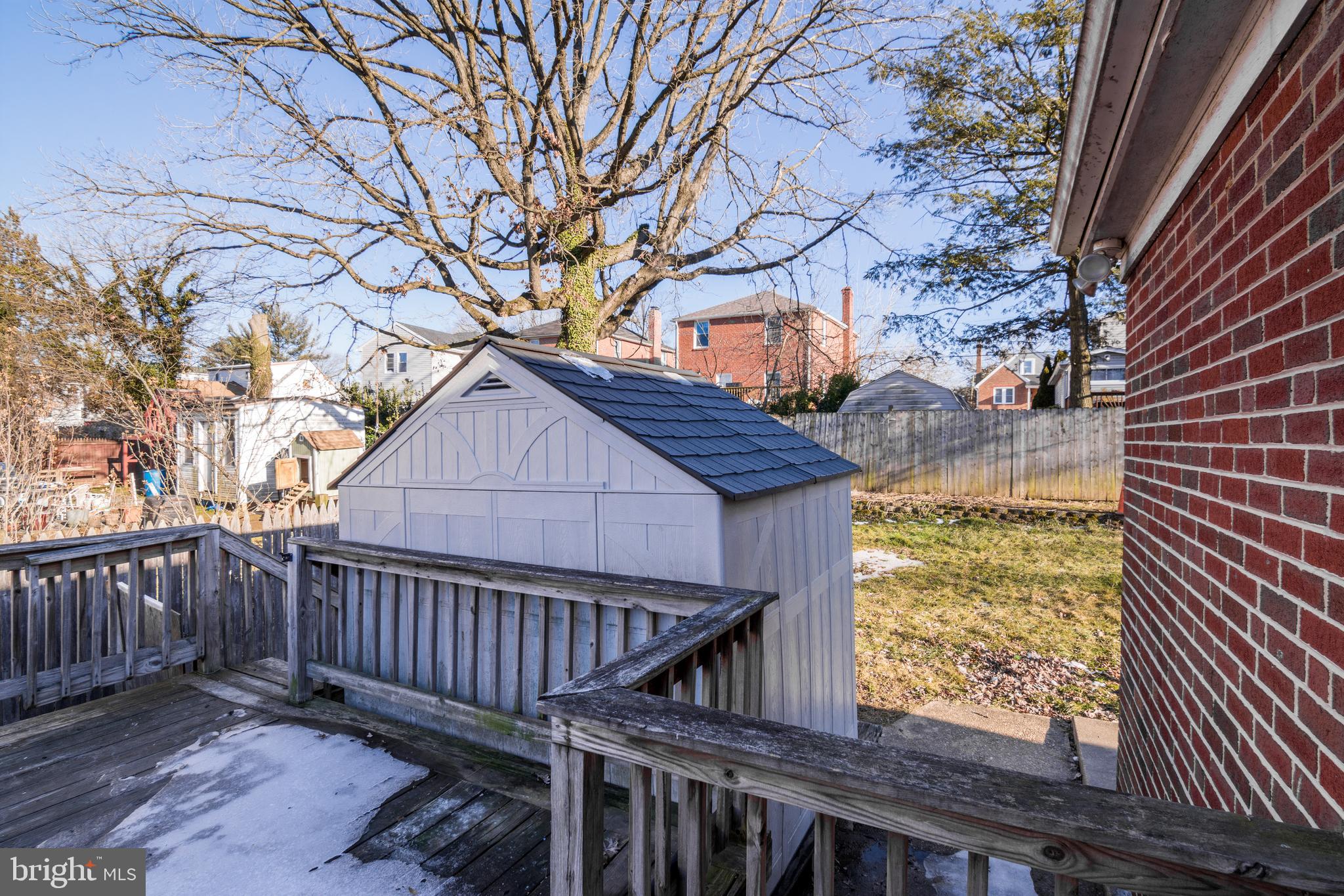 CATONSVILLE MANOR - Residential