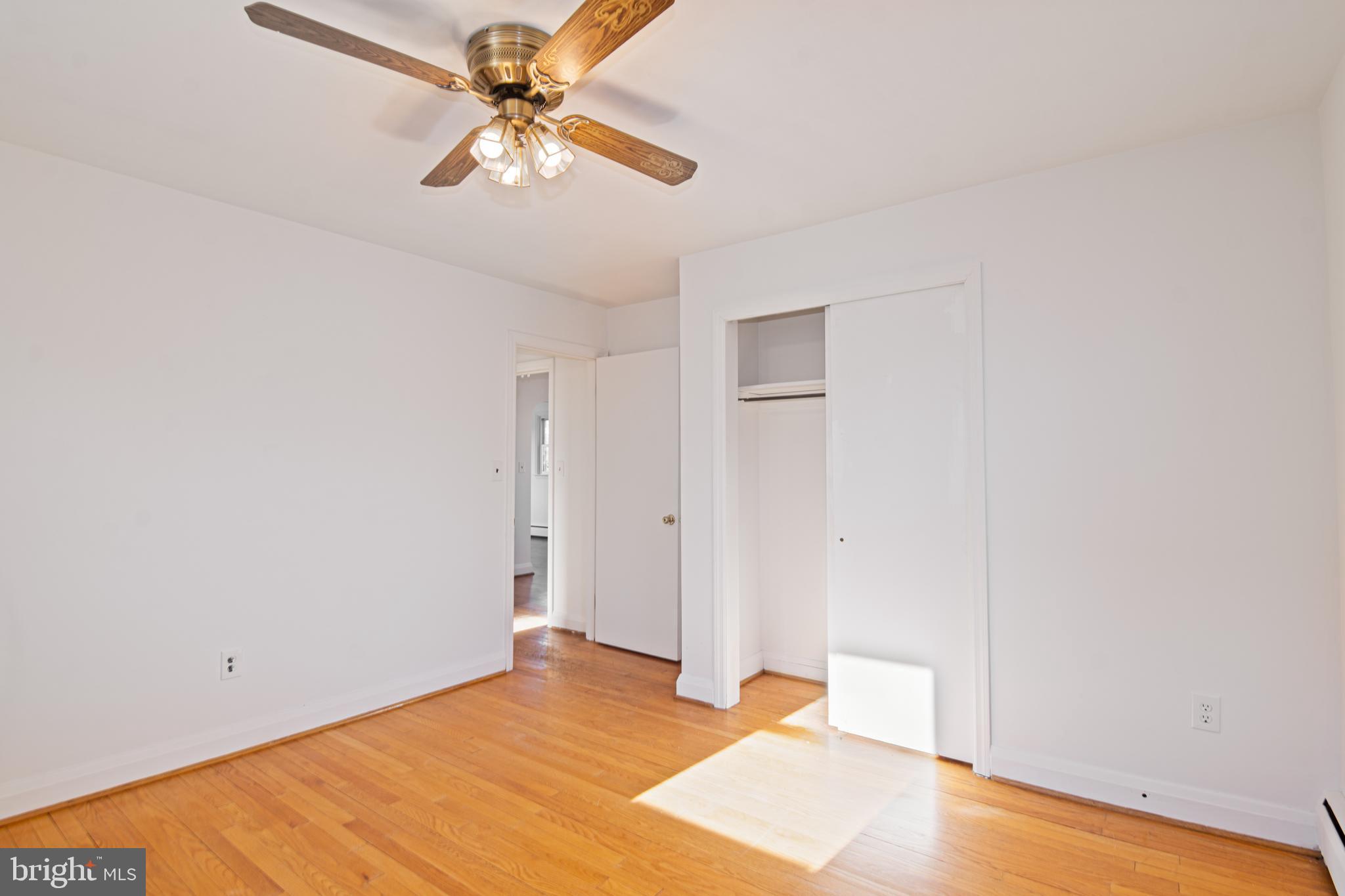 CATONSVILLE MANOR - Residential