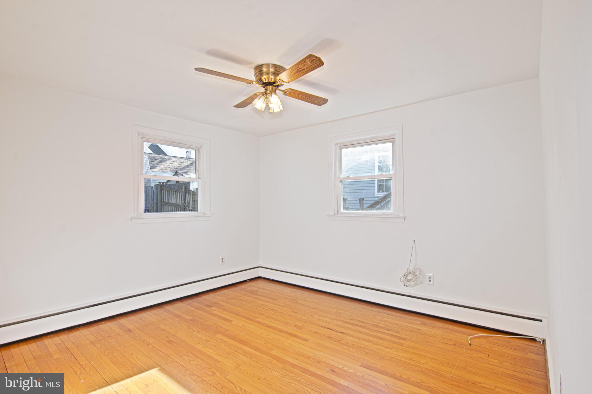 CATONSVILLE MANOR - Residential