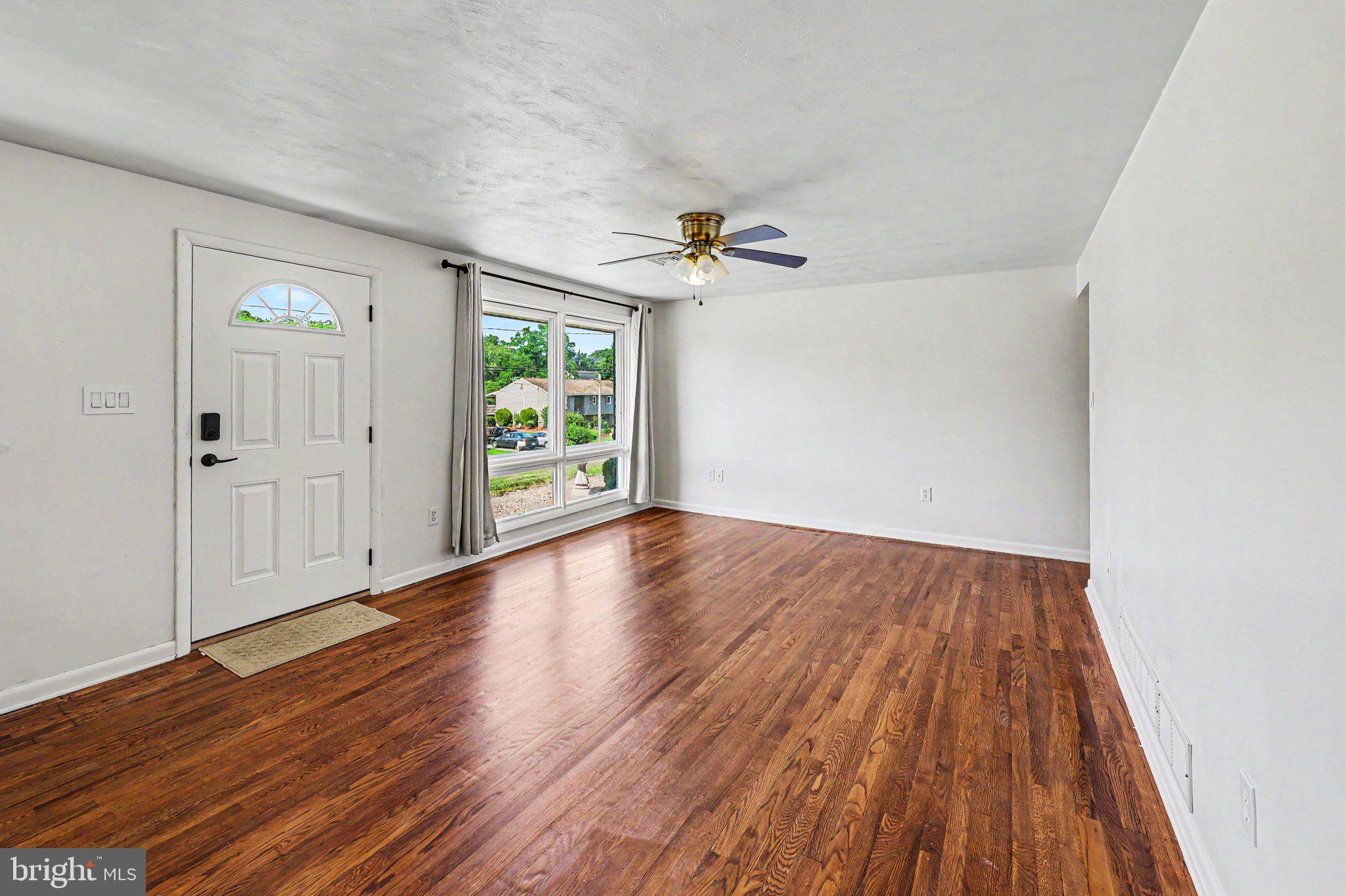 211 FERN AVENUE