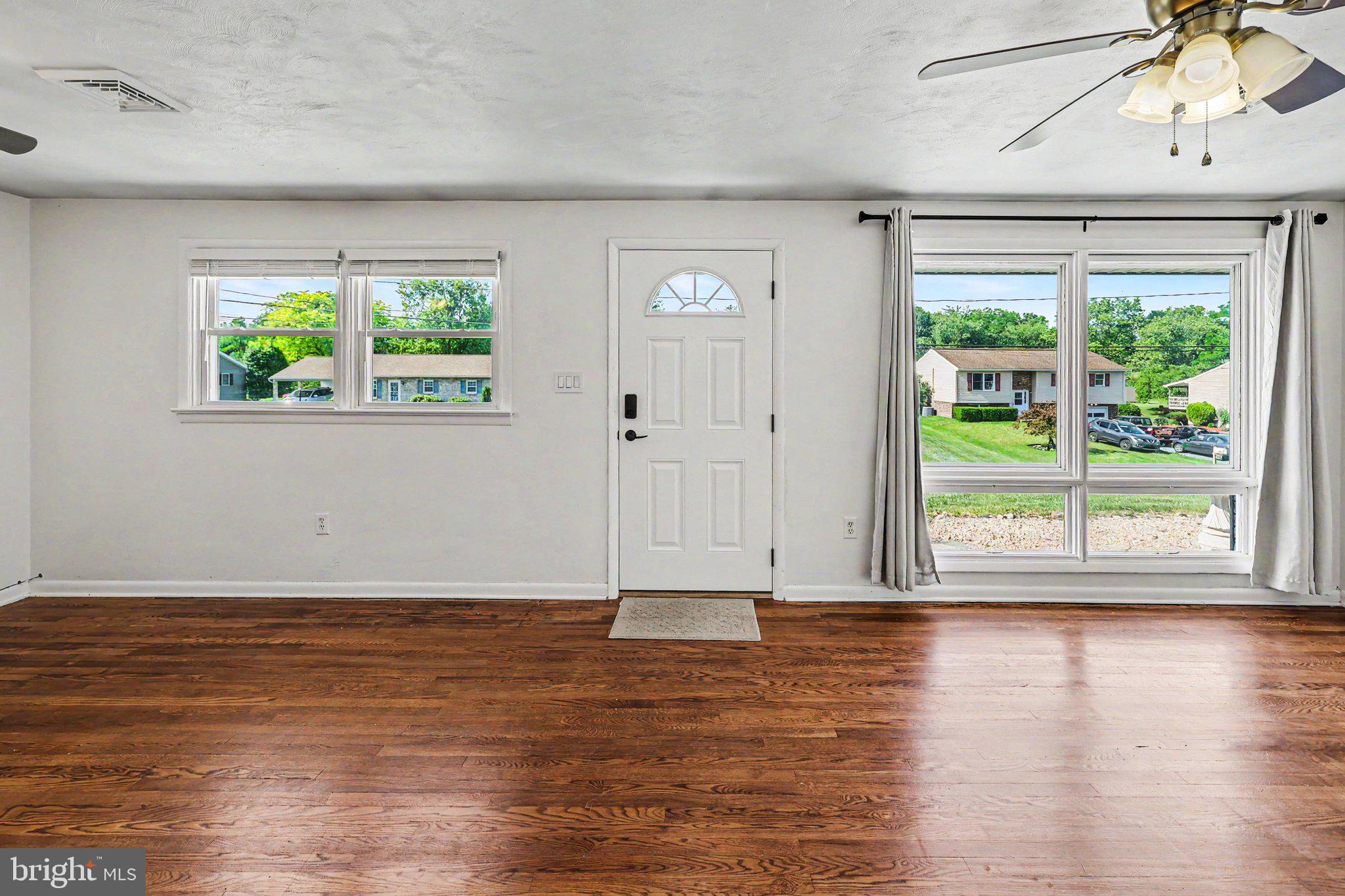 211 FERN AVENUE