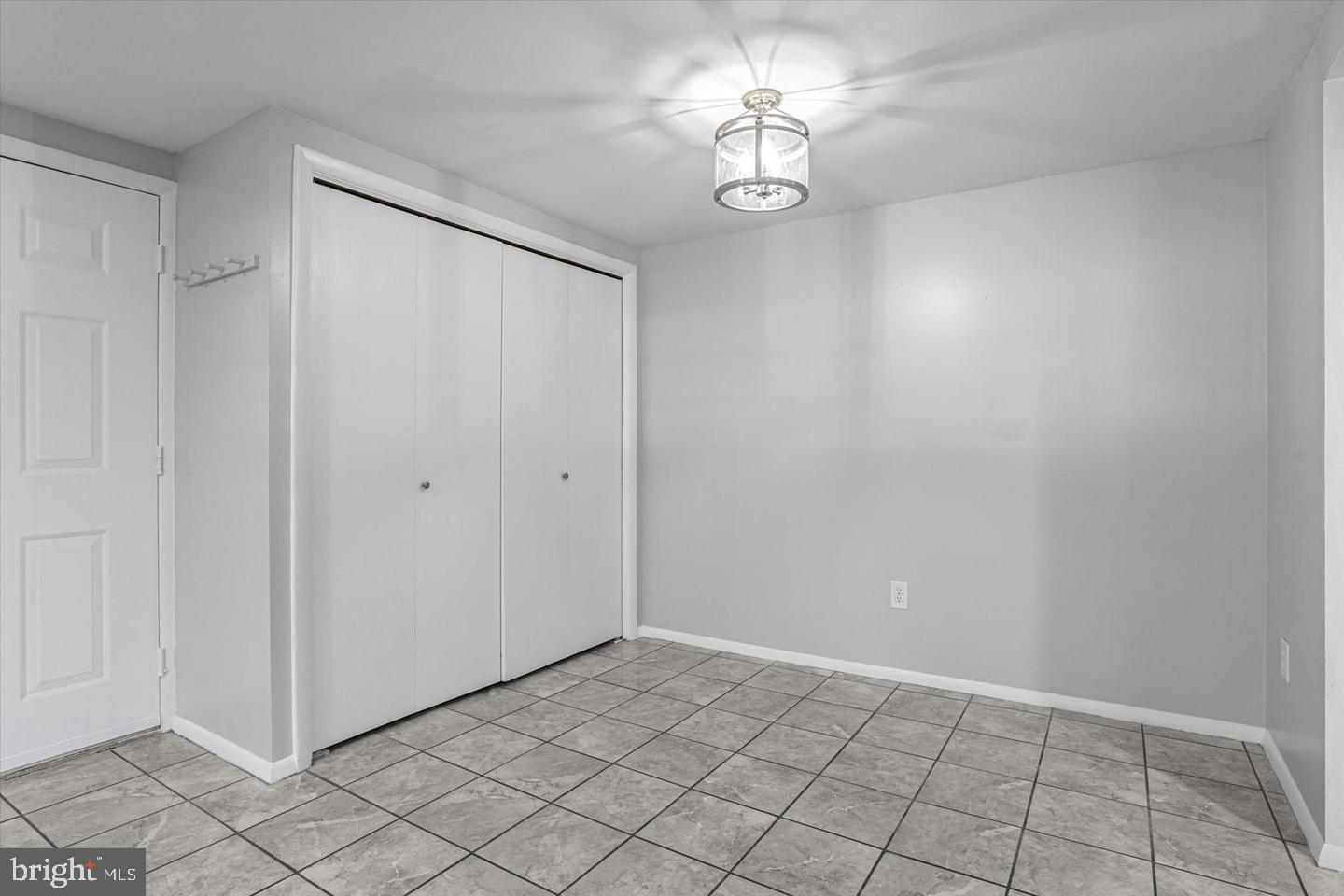 GENEVA PLACE - Residential