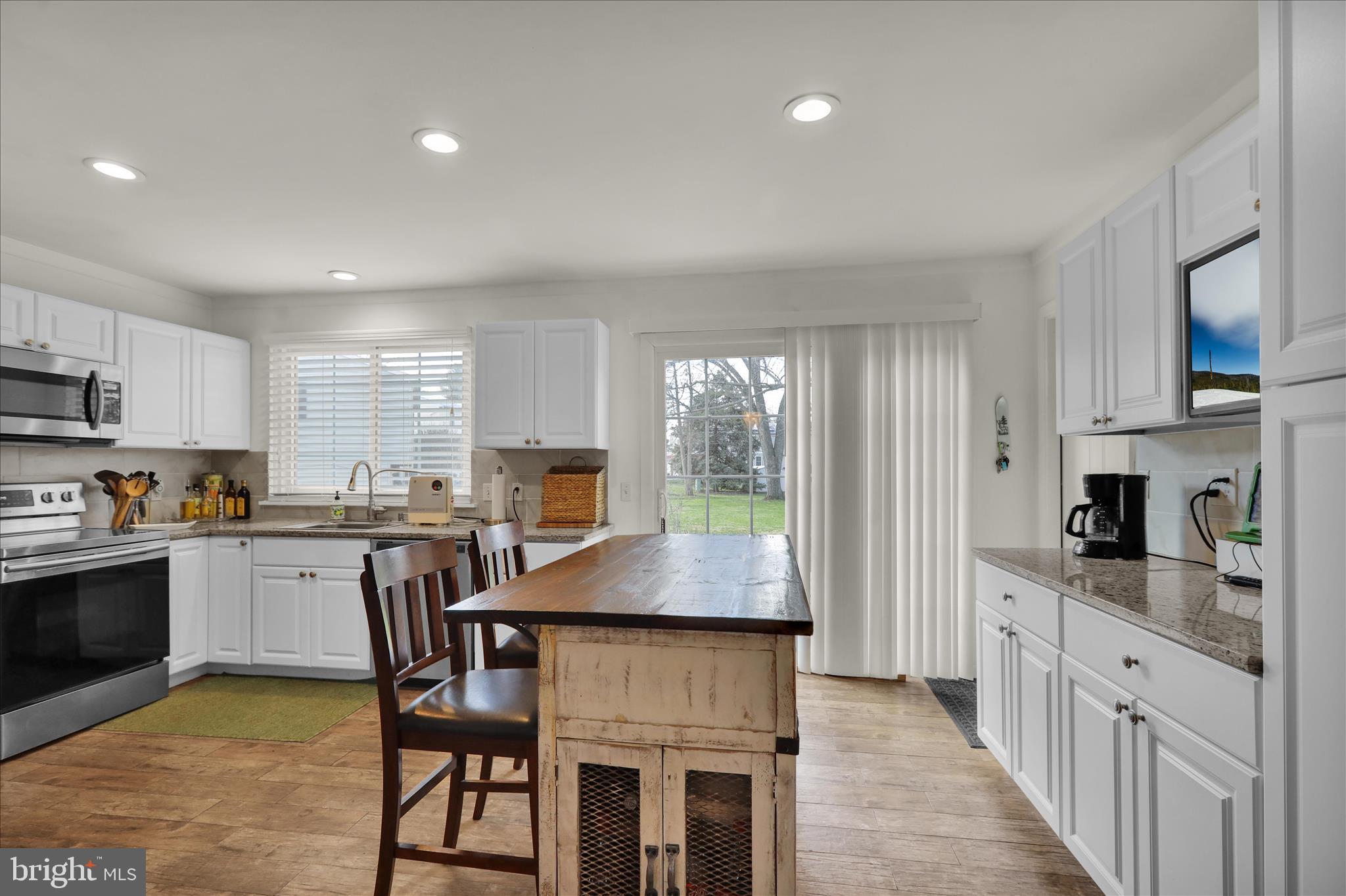 STURBRIDGE VILLAGE - Residential