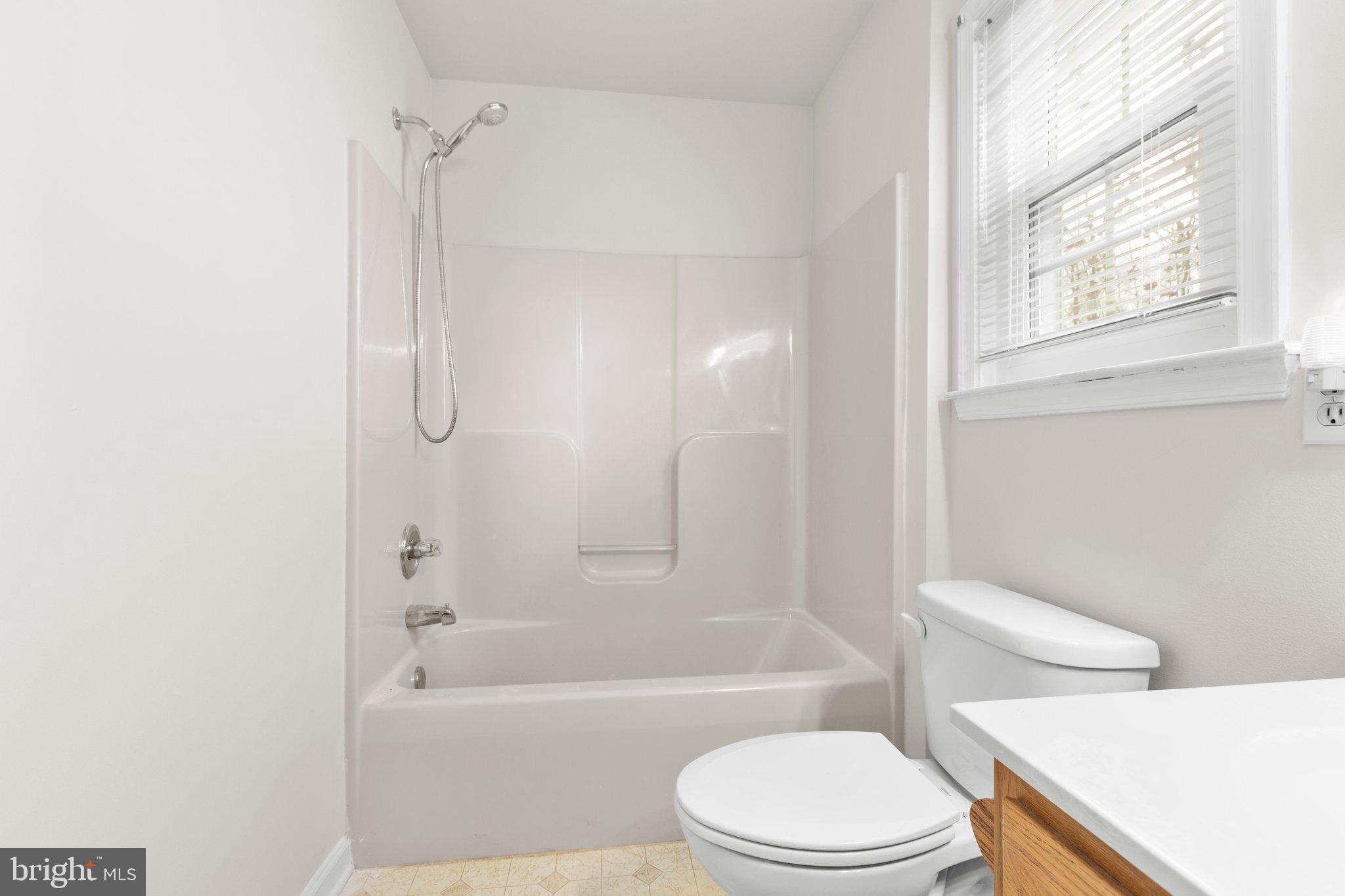 RUFFIN'S POND - Residential