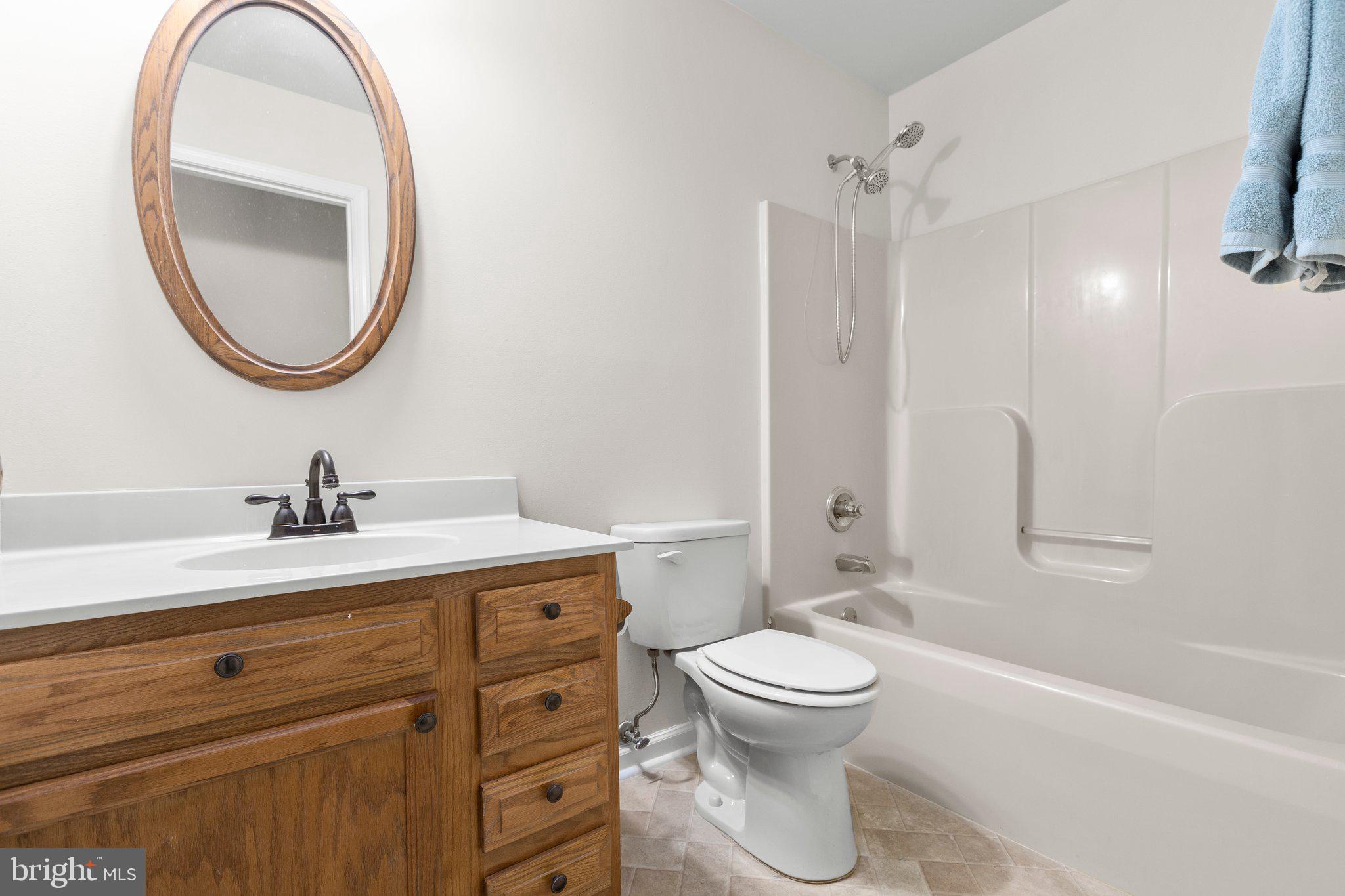 RUFFIN'S POND - Residential