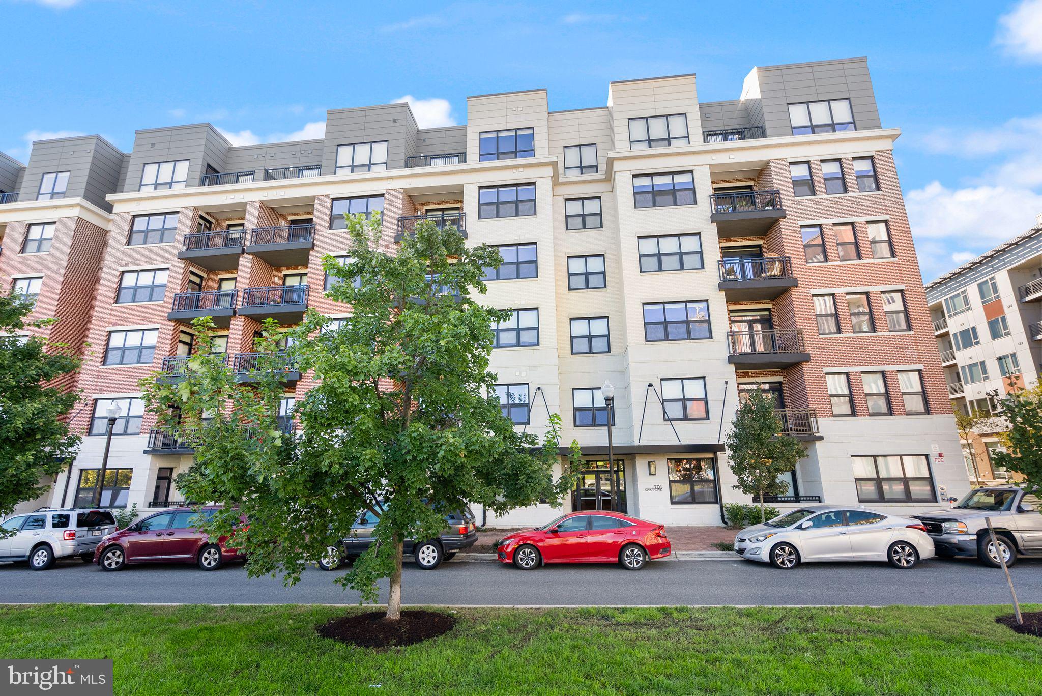 POTOMAC YARD - Residential