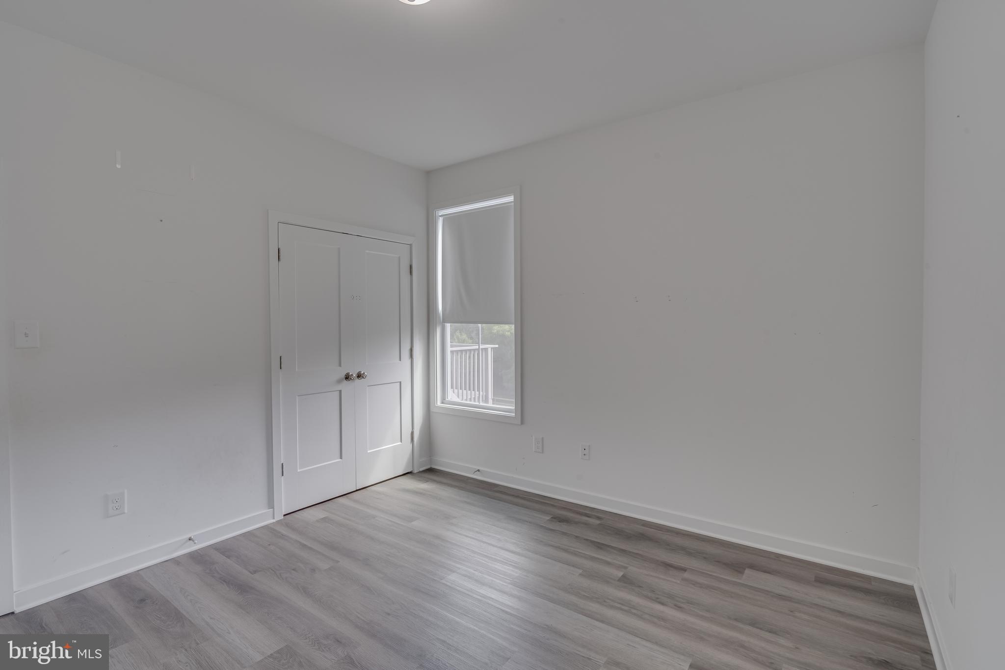 FORT HILL FARMS - Residential