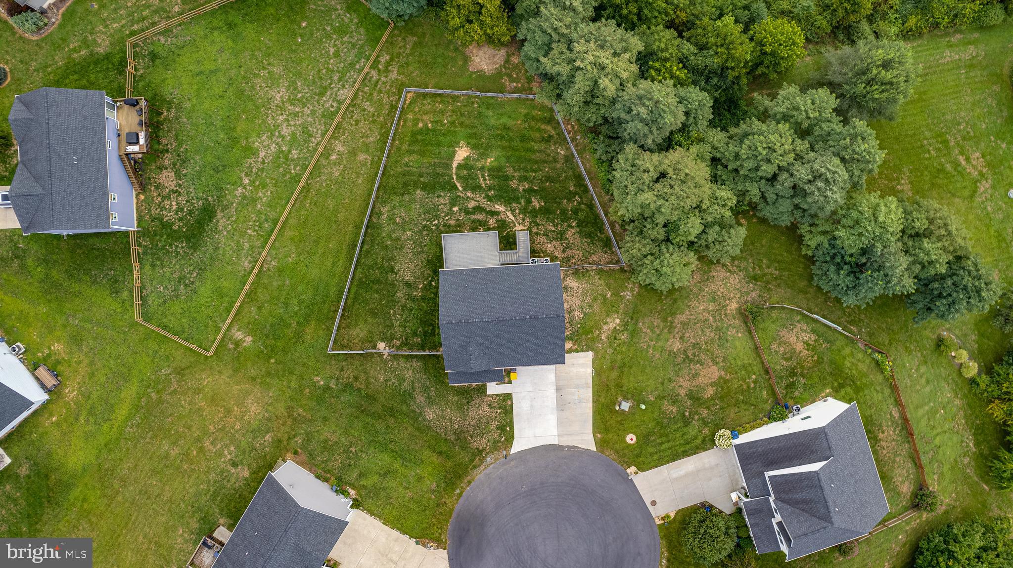 FORT HILL FARMS - Residential