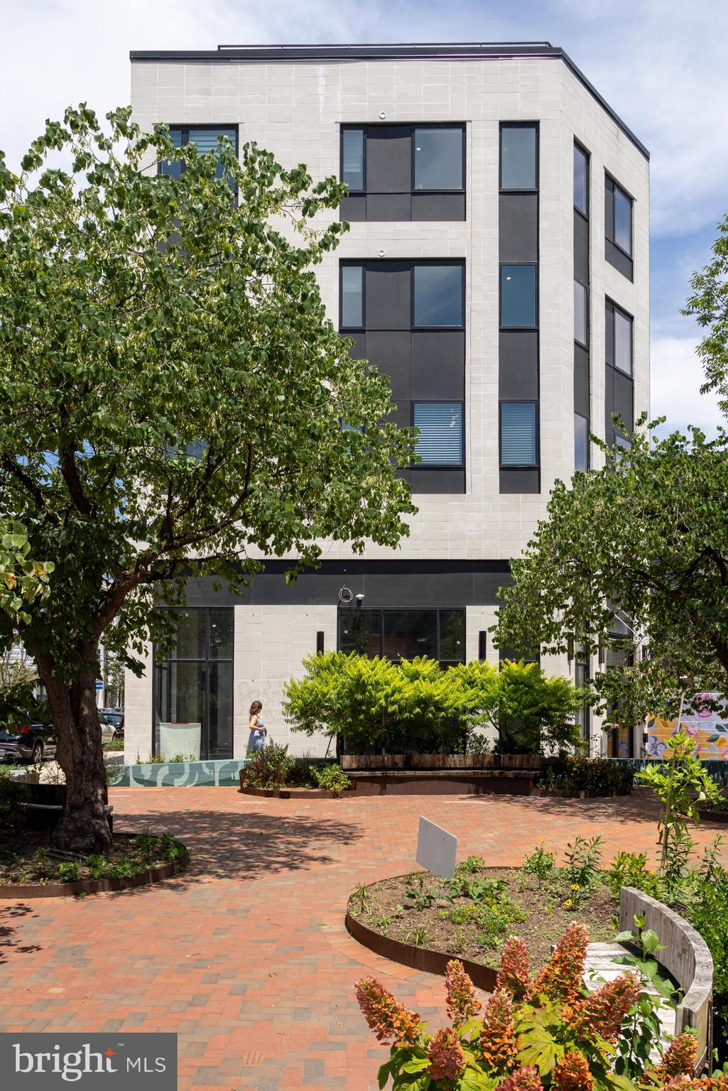 1405 FRANKFORD AVENUE 21 410
