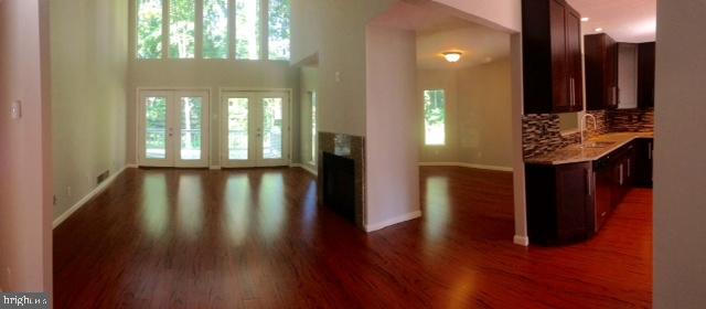 SENTRY WOODS - Residential