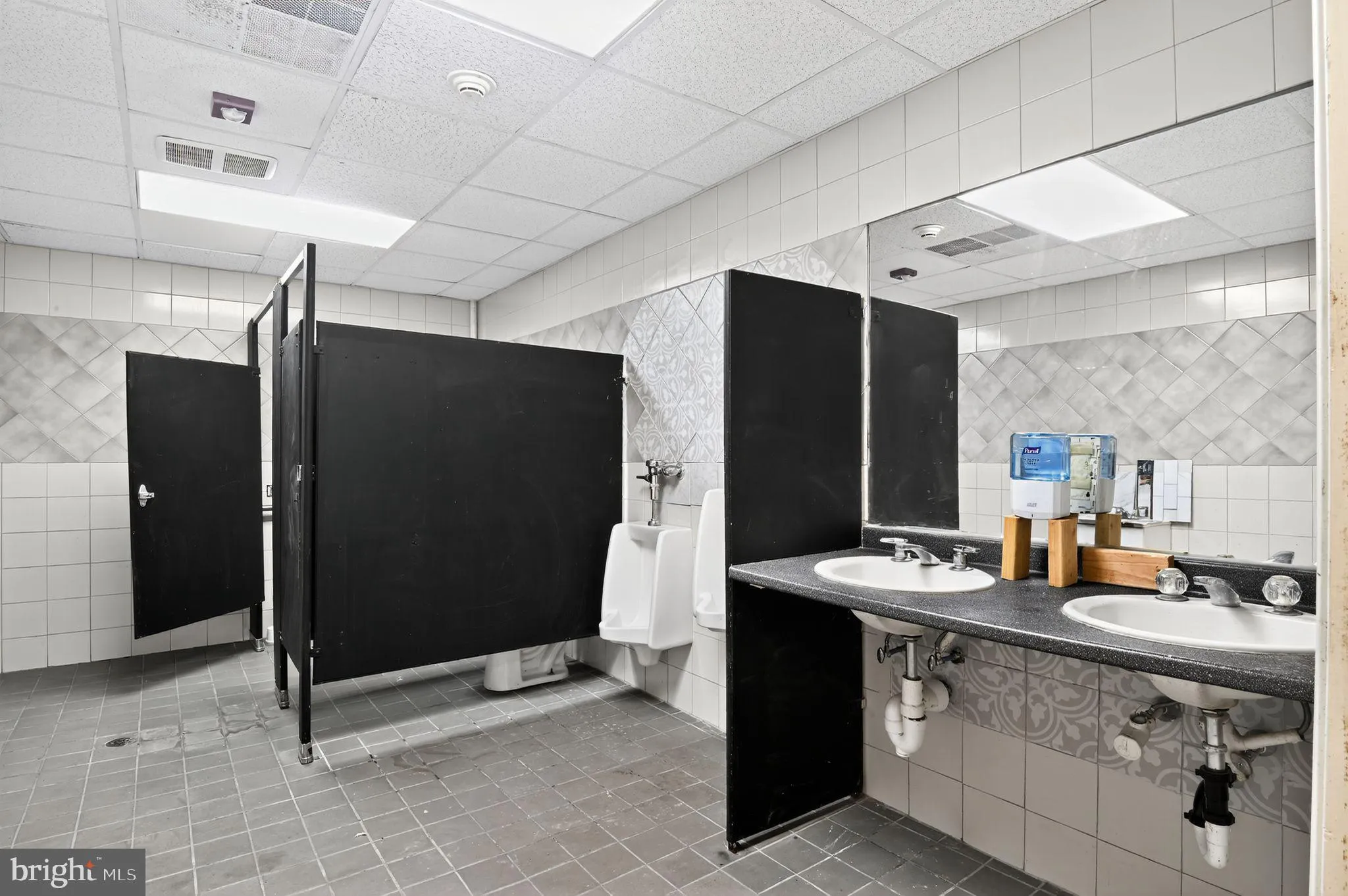 Millville, New Jersey 08332, United States, ,Residential,Active,236004