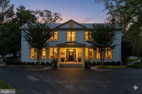 Photo of 675 Zachary Taylor Highway, FLINT HILL, VA 22627 (MLS # VARP2002298)