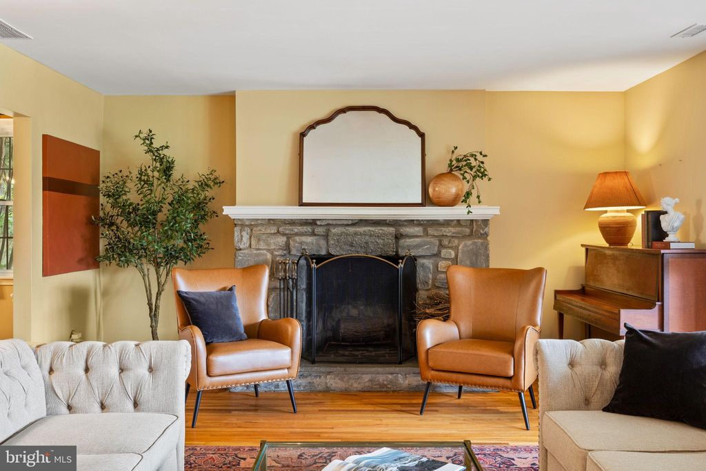 Photo of 1014 Townsend Circle, WAYNE, PA 19087 (MLS # PACT2112350)