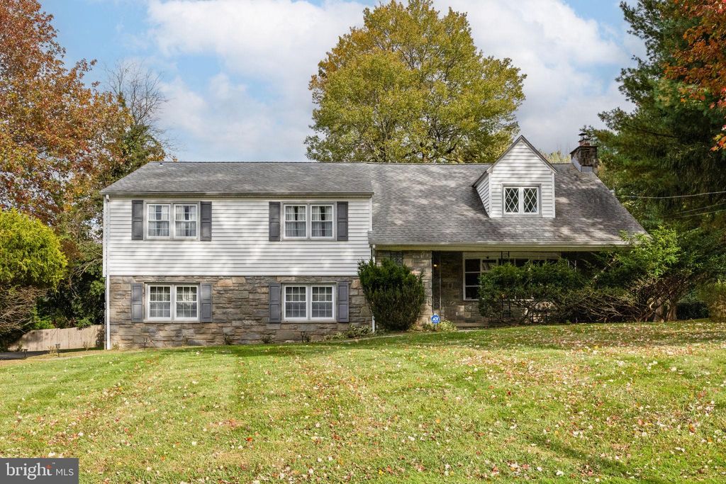 Photo of 1014 Townsend Circle, WAYNE, PA 19087 (MLS # PACT2112350)