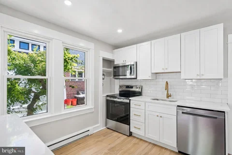 MLS: NJCD2125812