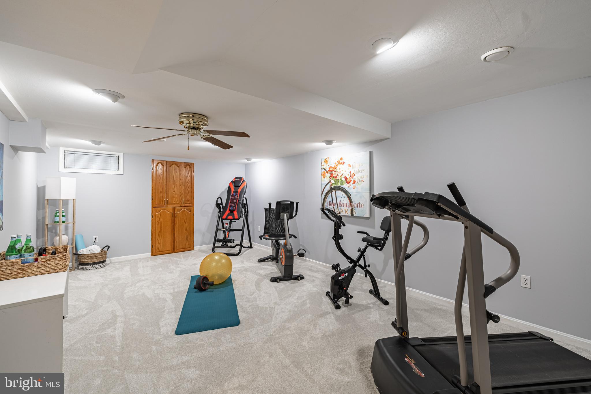 CROSSPOINTE - Residential