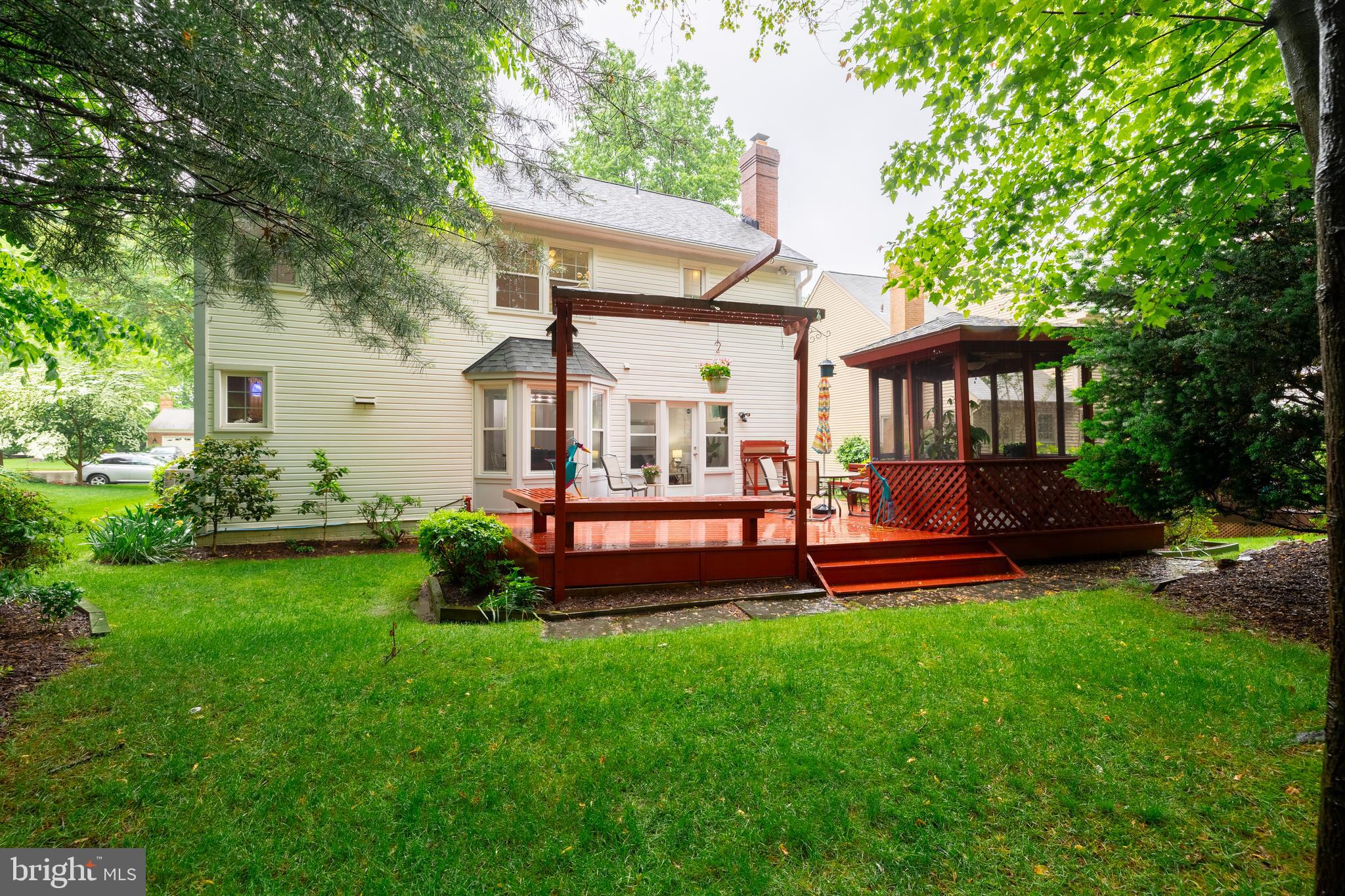 CROSSPOINTE - Residential