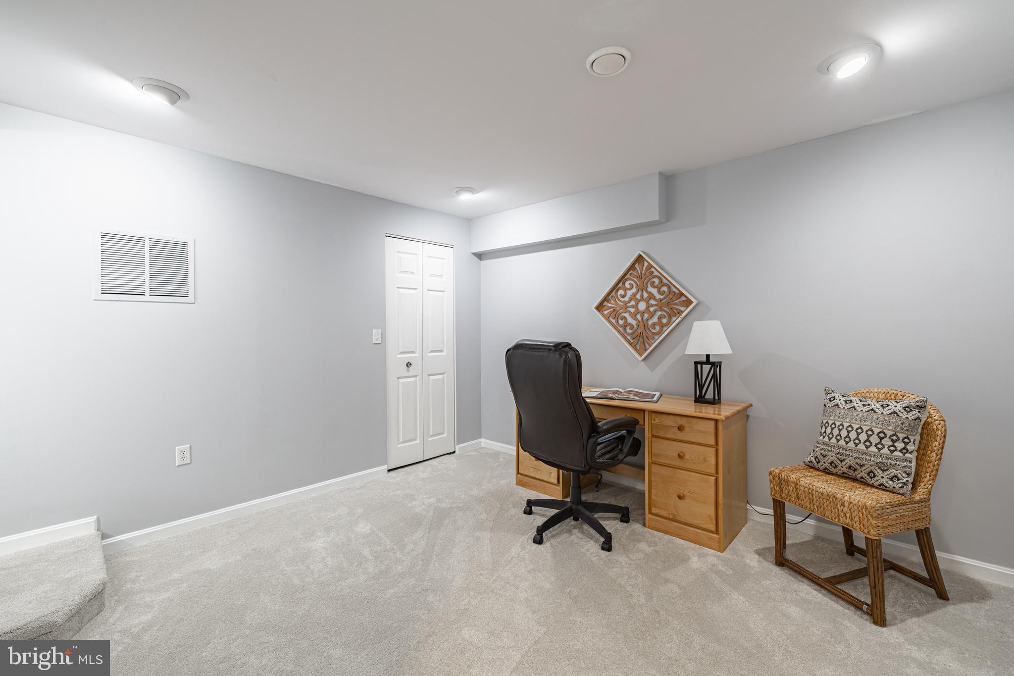 CROSSPOINTE - Residential