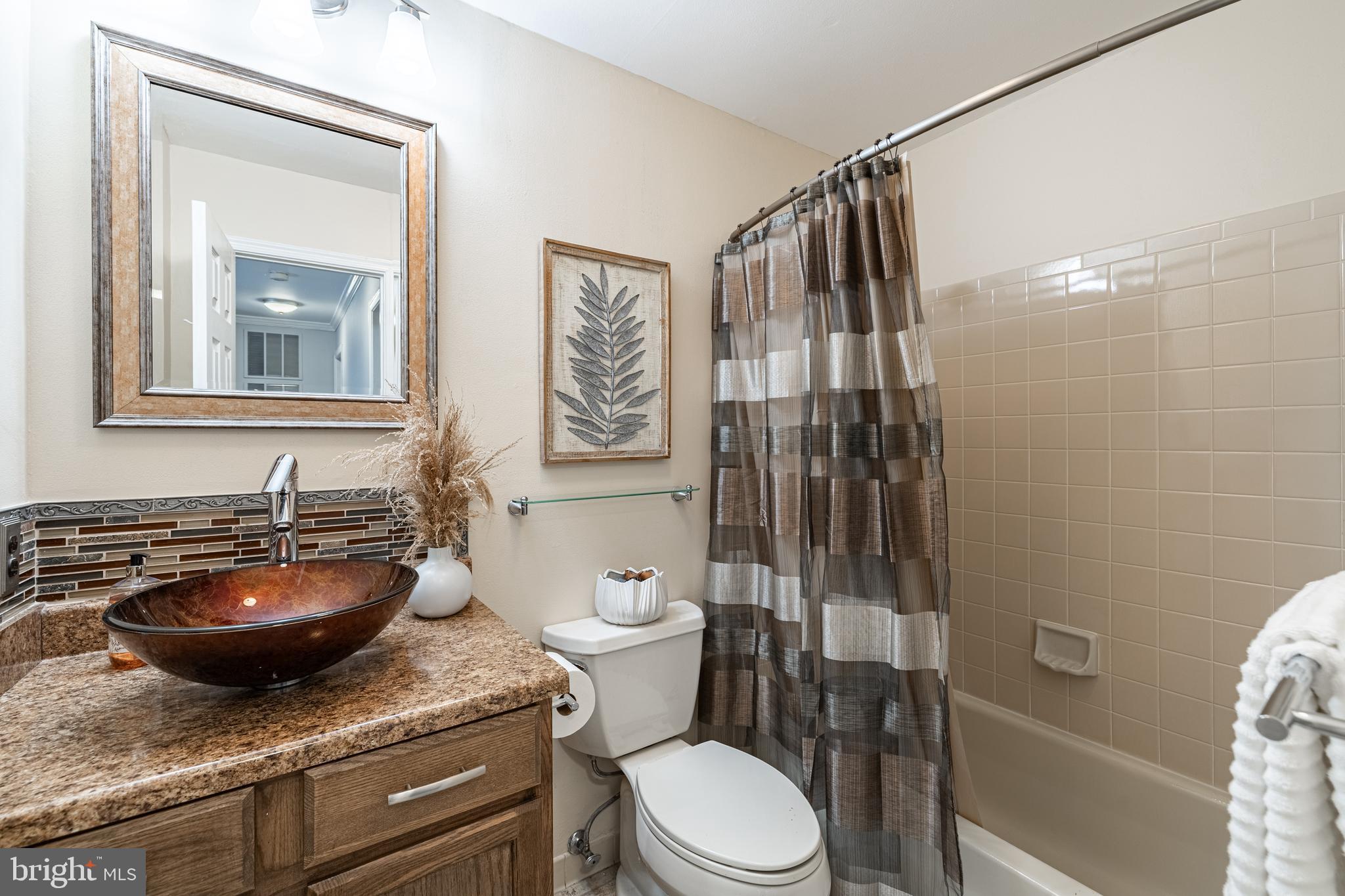 CROSSPOINTE - Residential