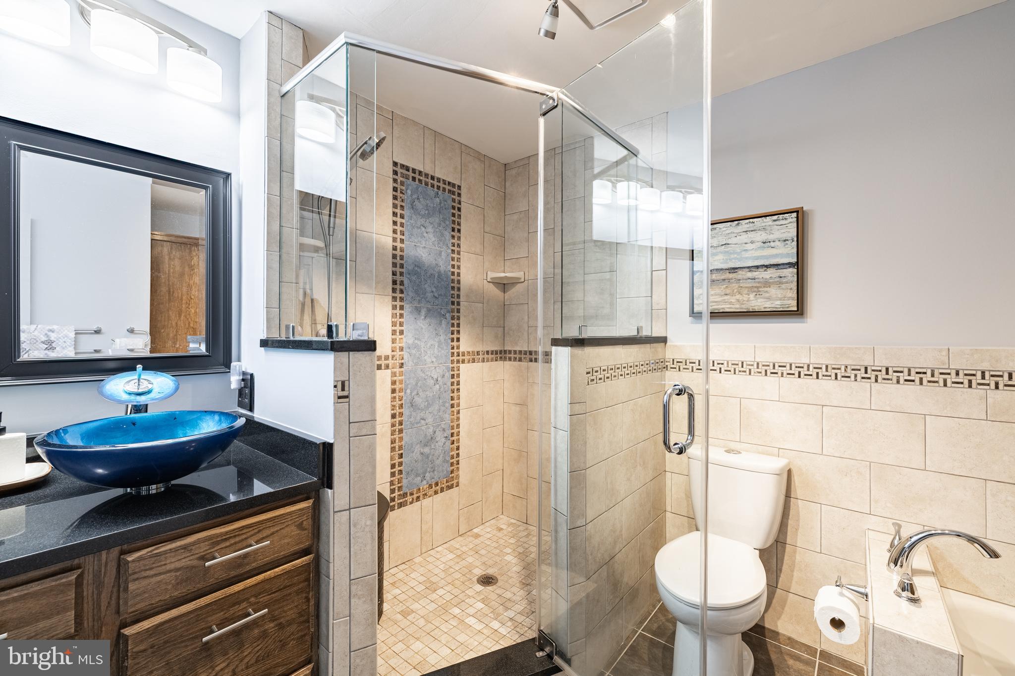 CROSSPOINTE - Residential