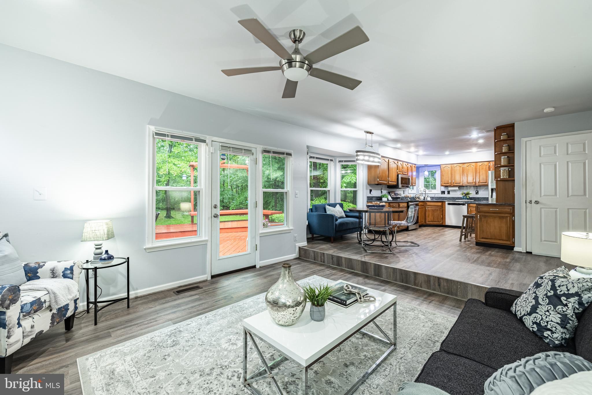 CROSSPOINTE - Residential