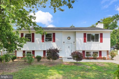 Photo of 8613 Weems Road, MANASSAS, VA 20110 (MLS # VAMN2011112)