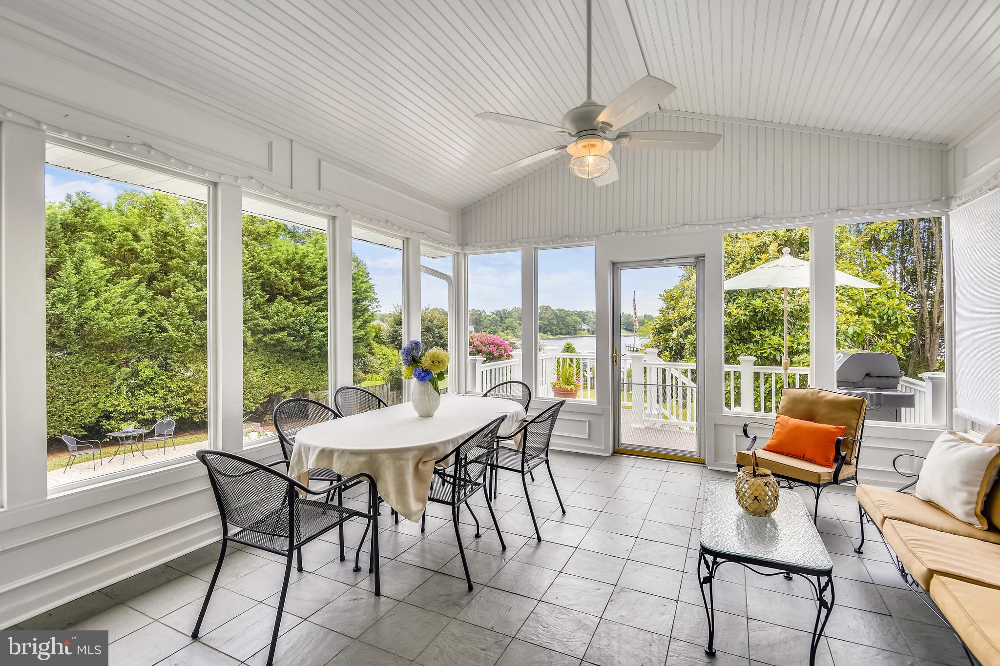 WILD ROSE SHORES - Residential