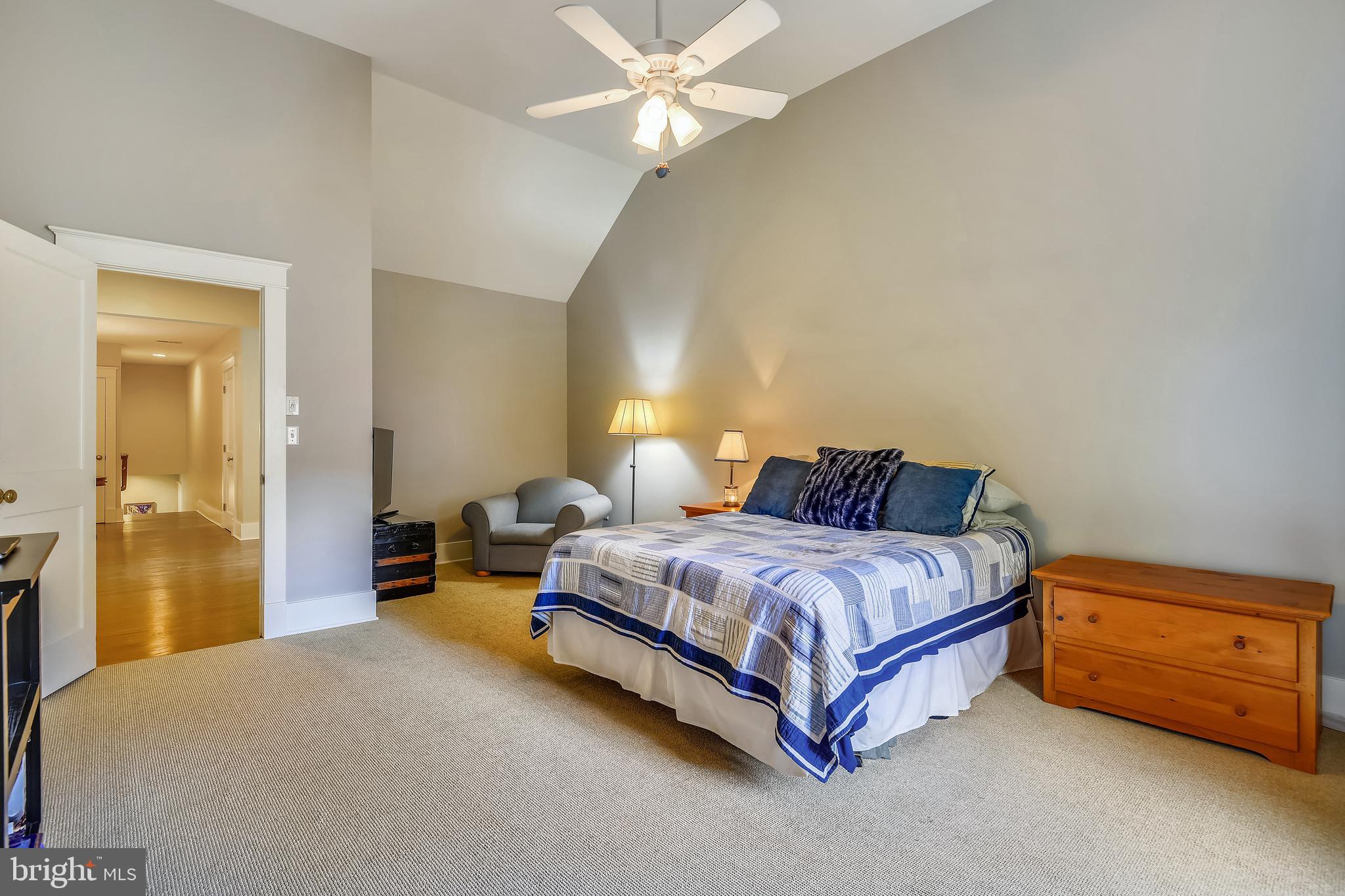 WILD ROSE SHORES - Residential