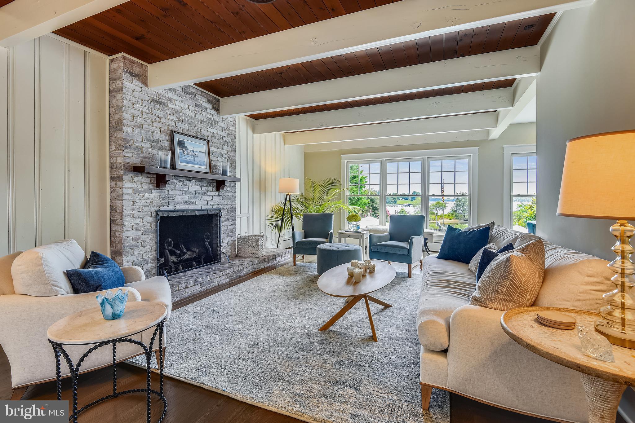 WILD ROSE SHORES - Residential